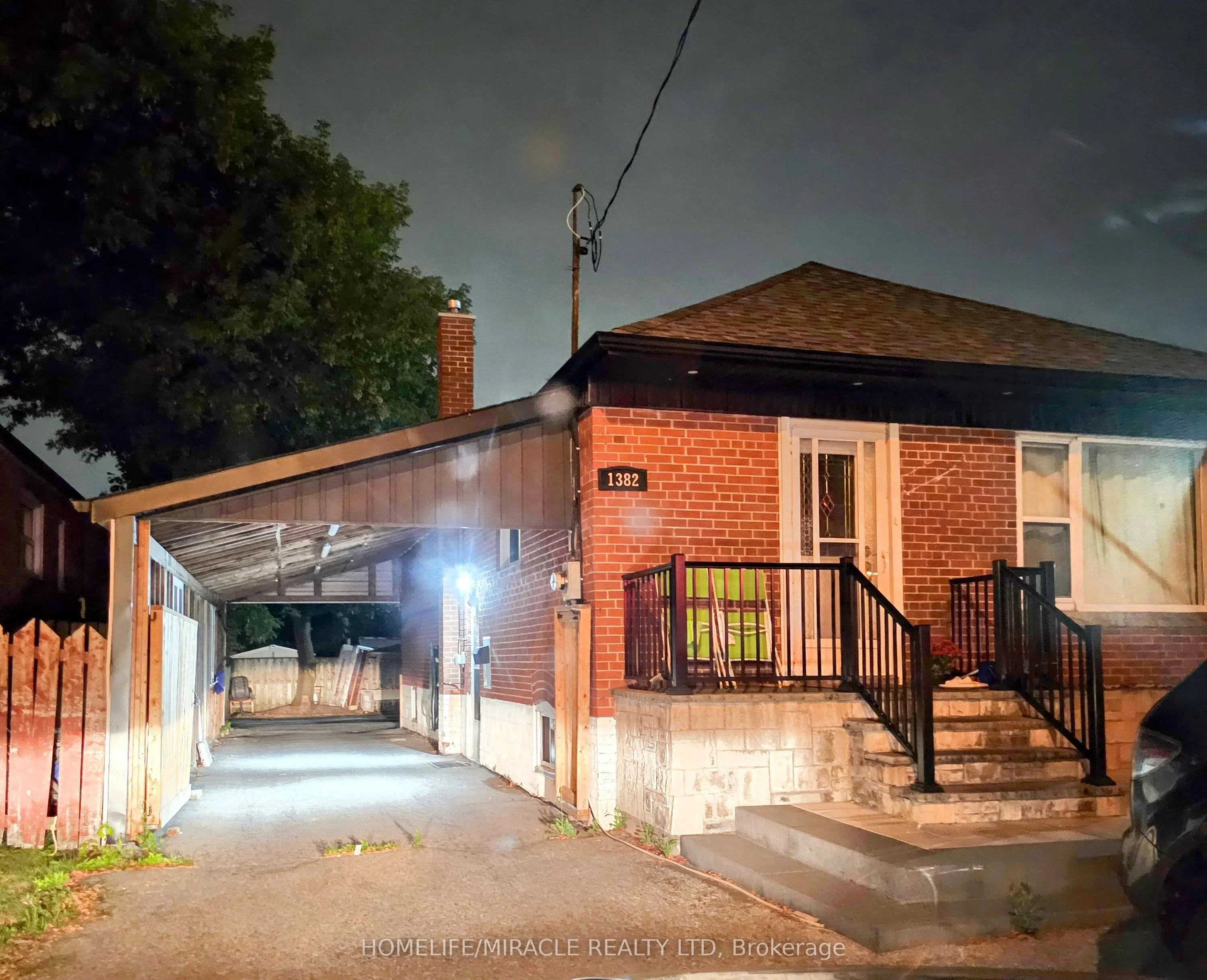 1382 Warden Avenue, #Basement
