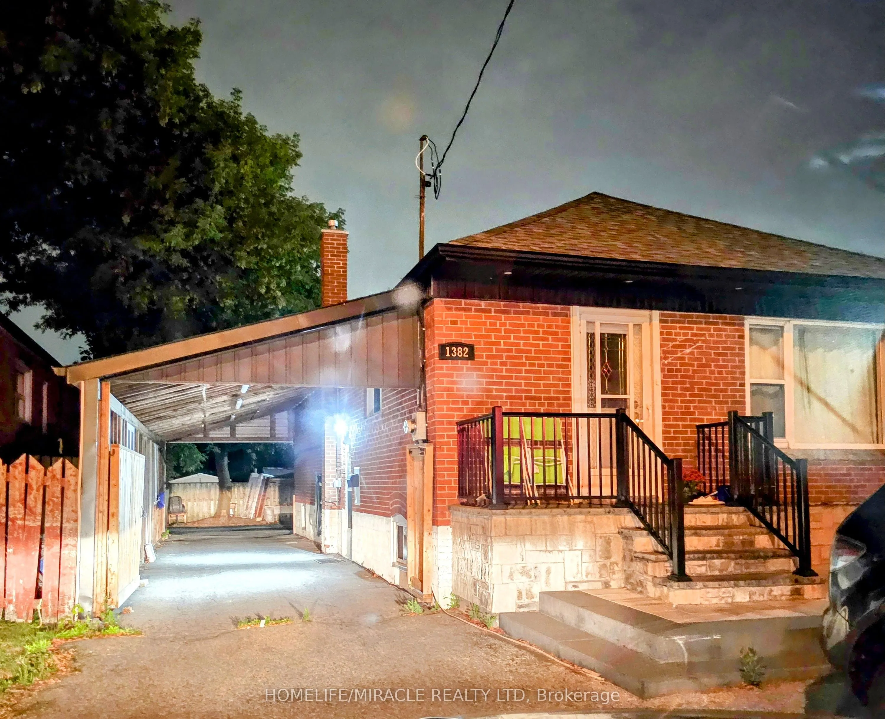 1382 Warden Avenue, #Basement