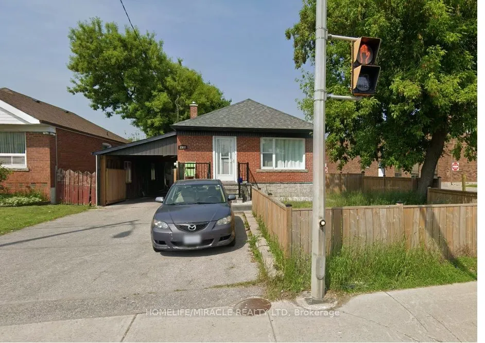 1382 Warden Avenue, #Basement