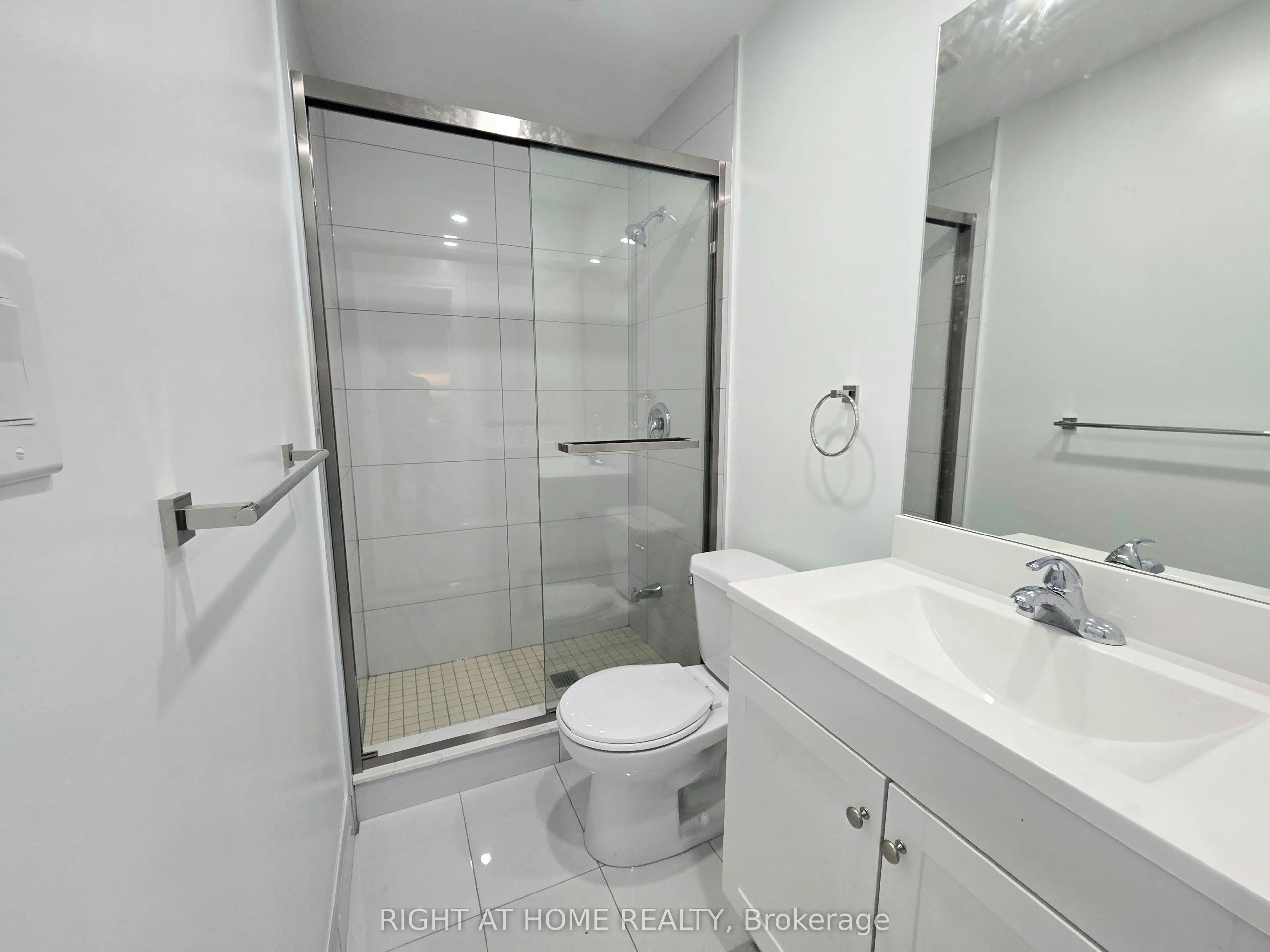 344 Glebeholme Boulevard, #Main