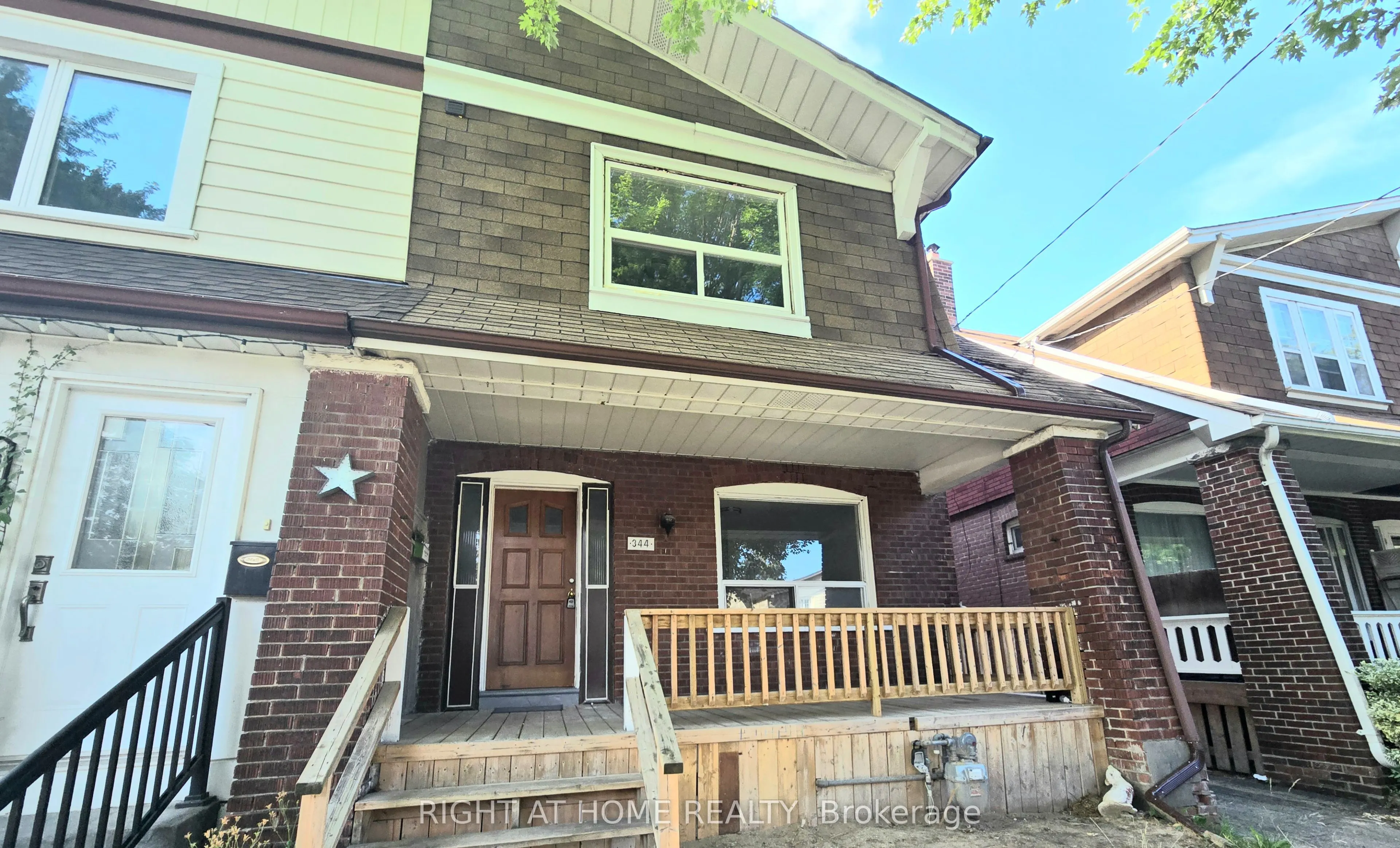 344 Glebeholme Boulevard, #Main