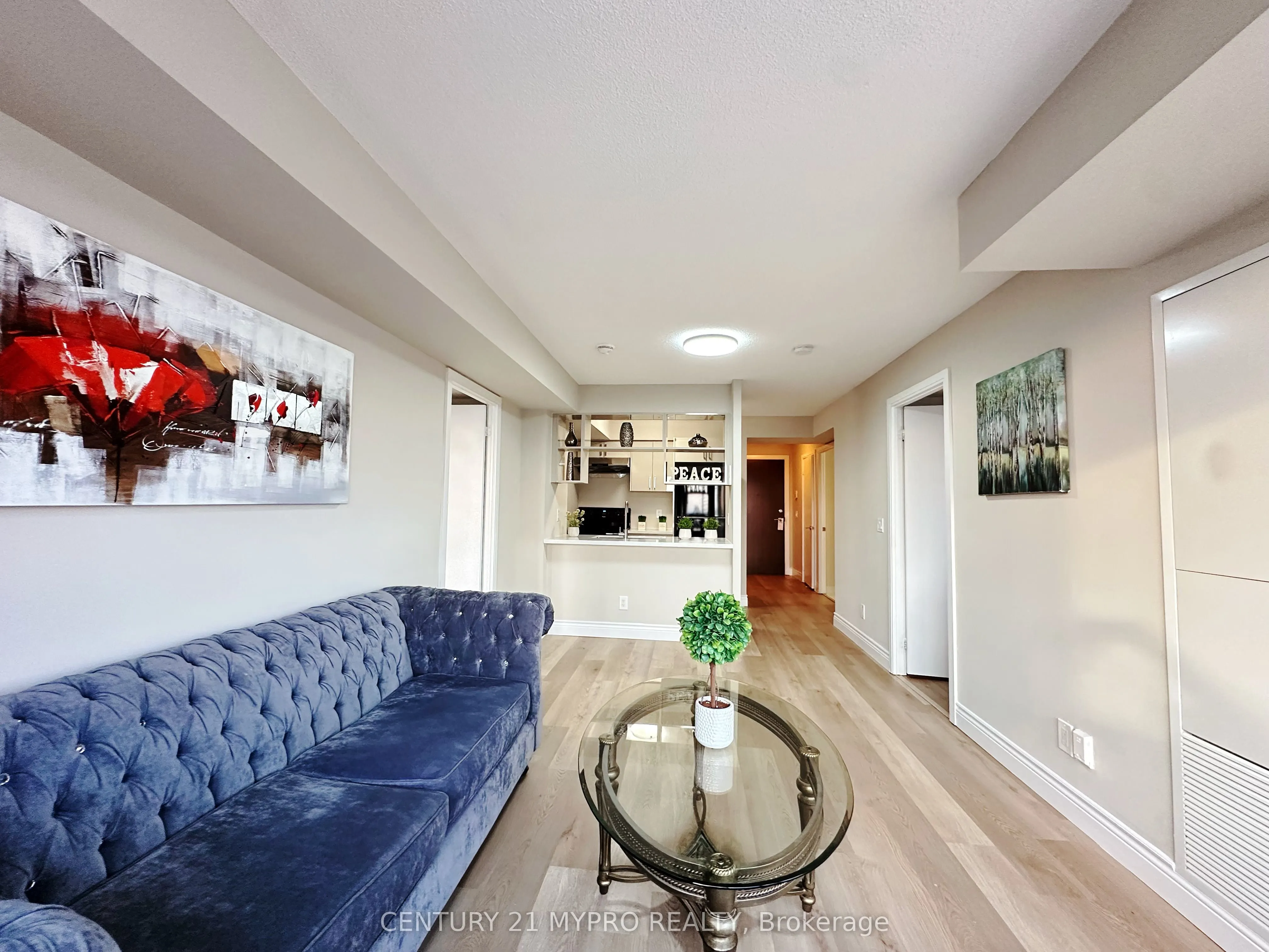 151 Village Green Square, #2506