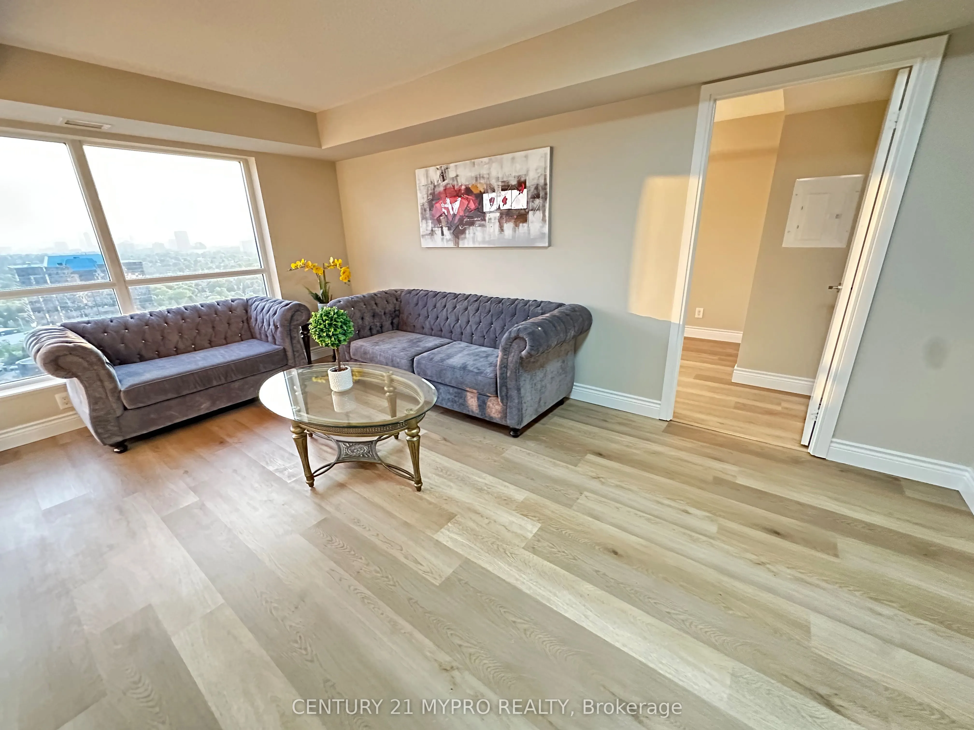 151 Village Green Square, #2506