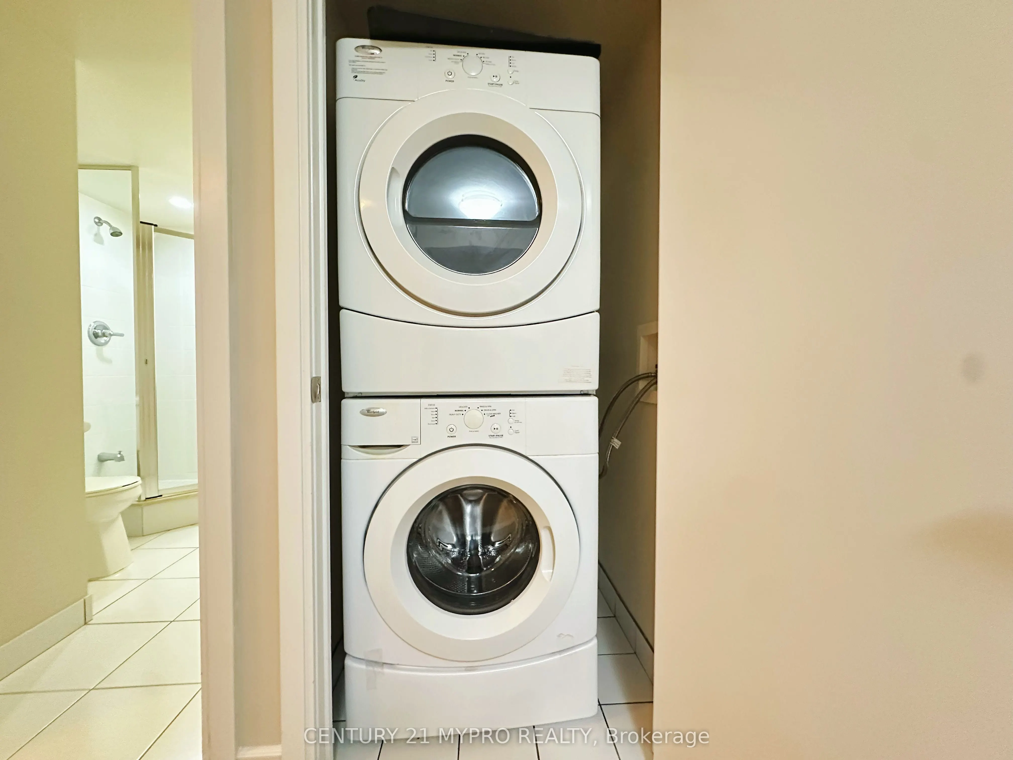 151 Village Green Square, #2506