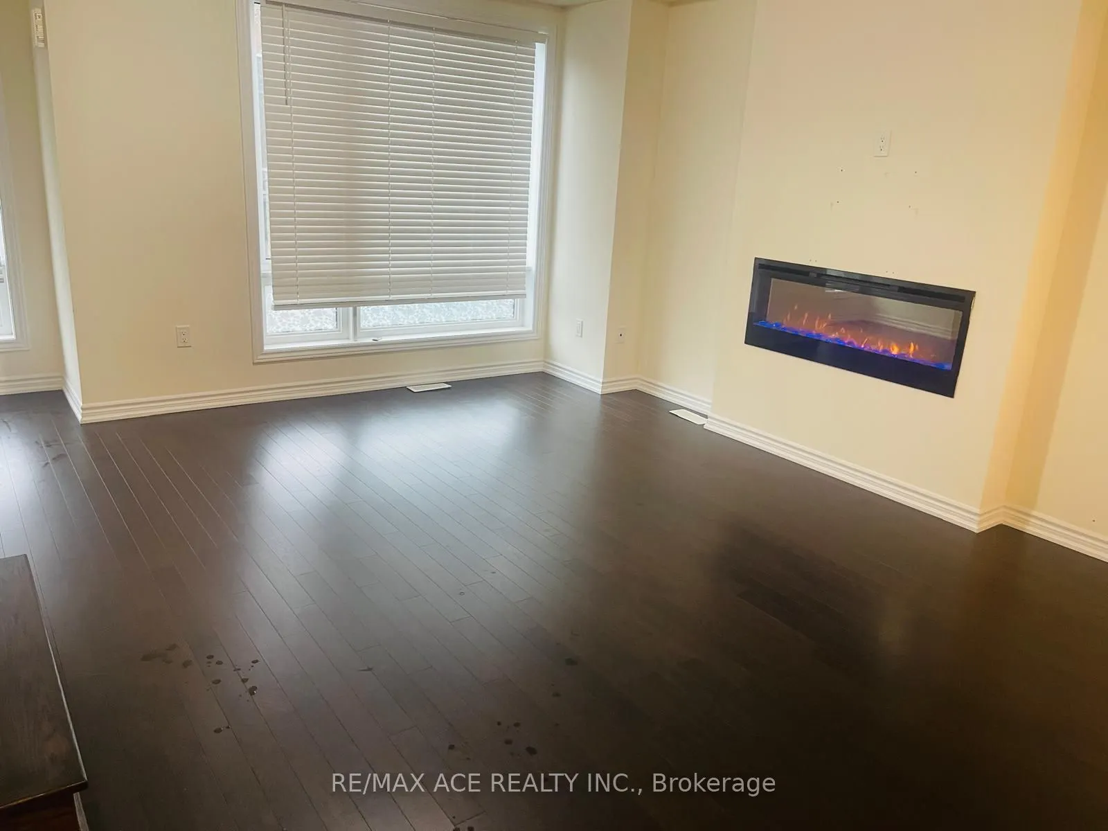 39 Lake Trail Way