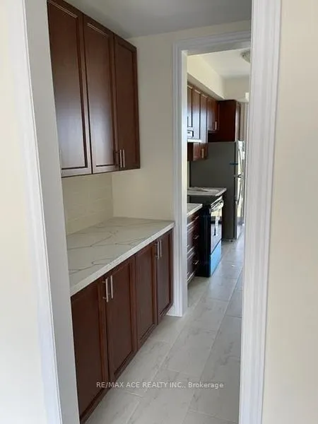 39 Lake Trail Way