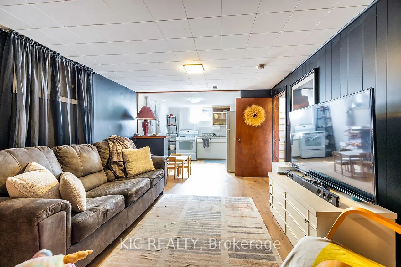 100 Kawartha Avenue