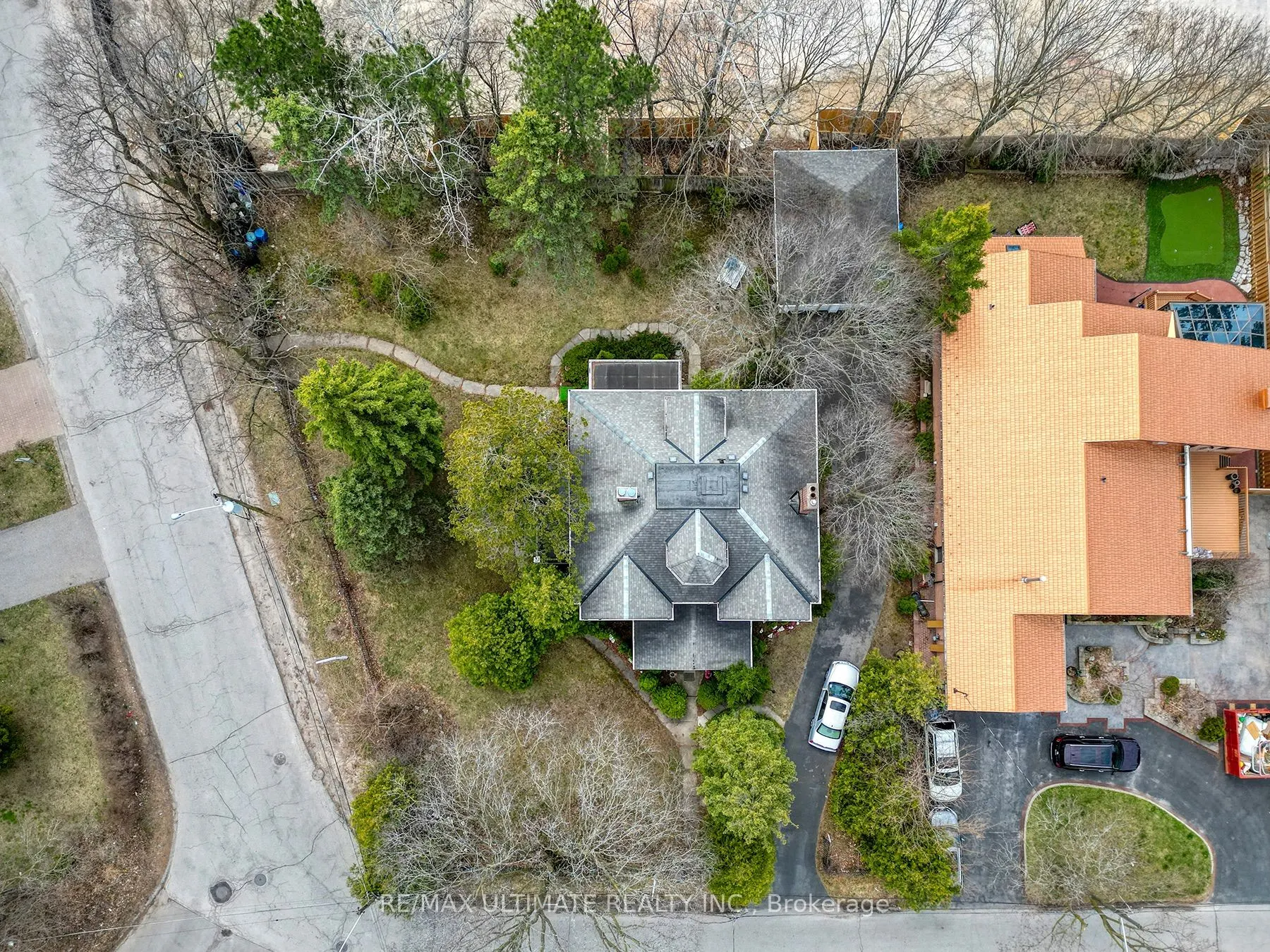 456 Manse Road