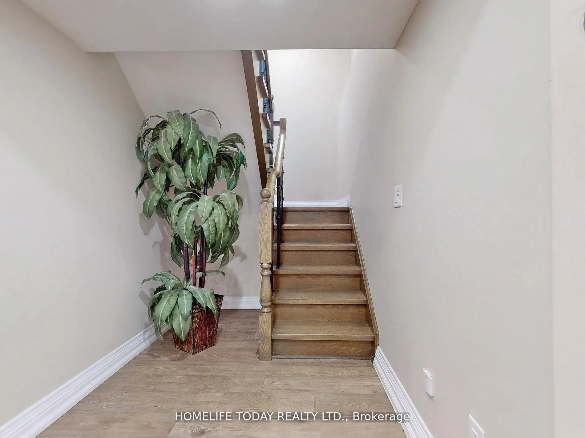 20 Chatterton Boulevard