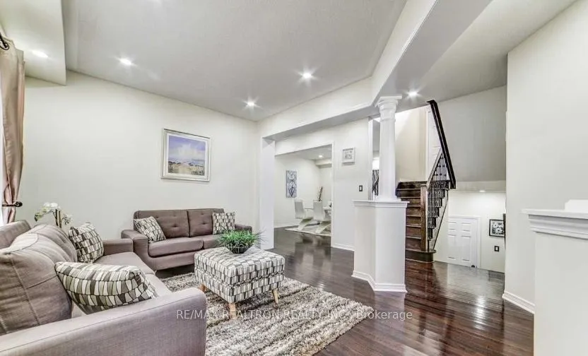51 Swindells Street
