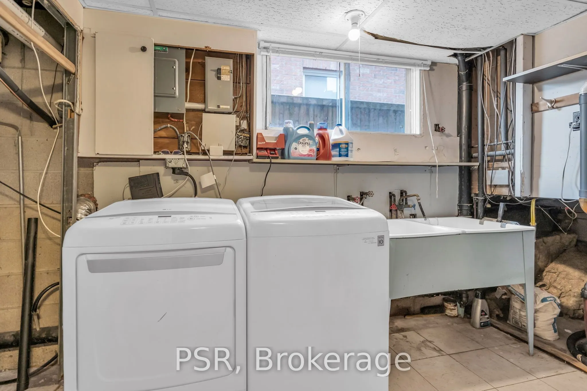 42 Scarboro Avenue