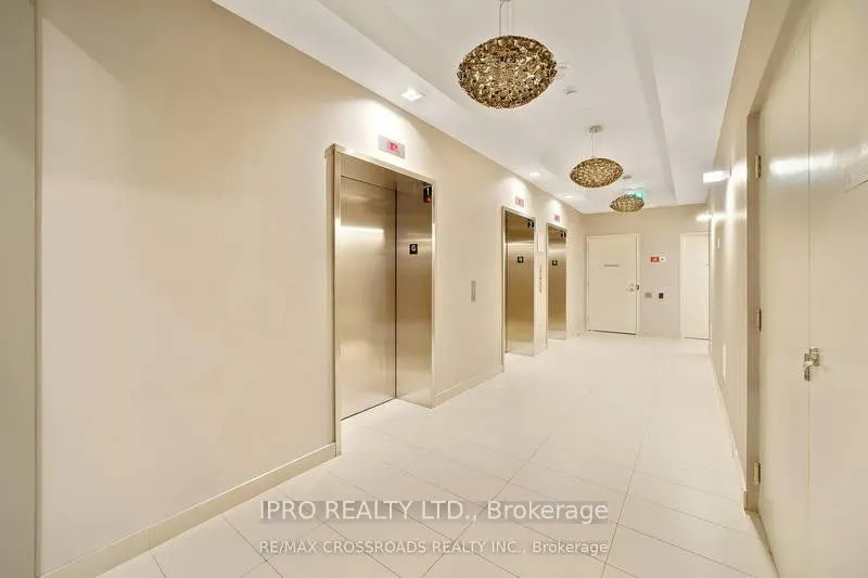 20 Meadowglen Place, #1003