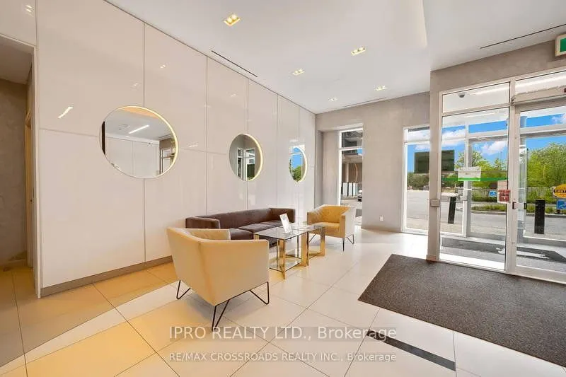 20 Meadowglen Place, #1003