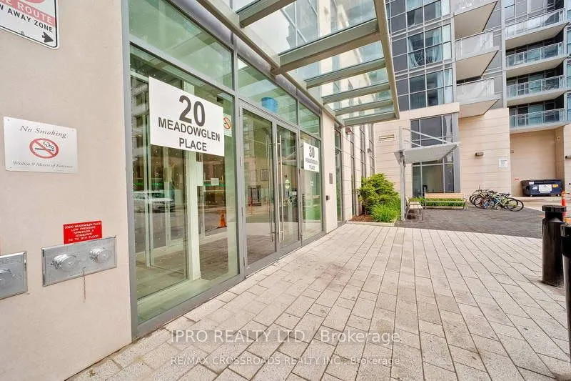 20 Meadowglen Place, #1003