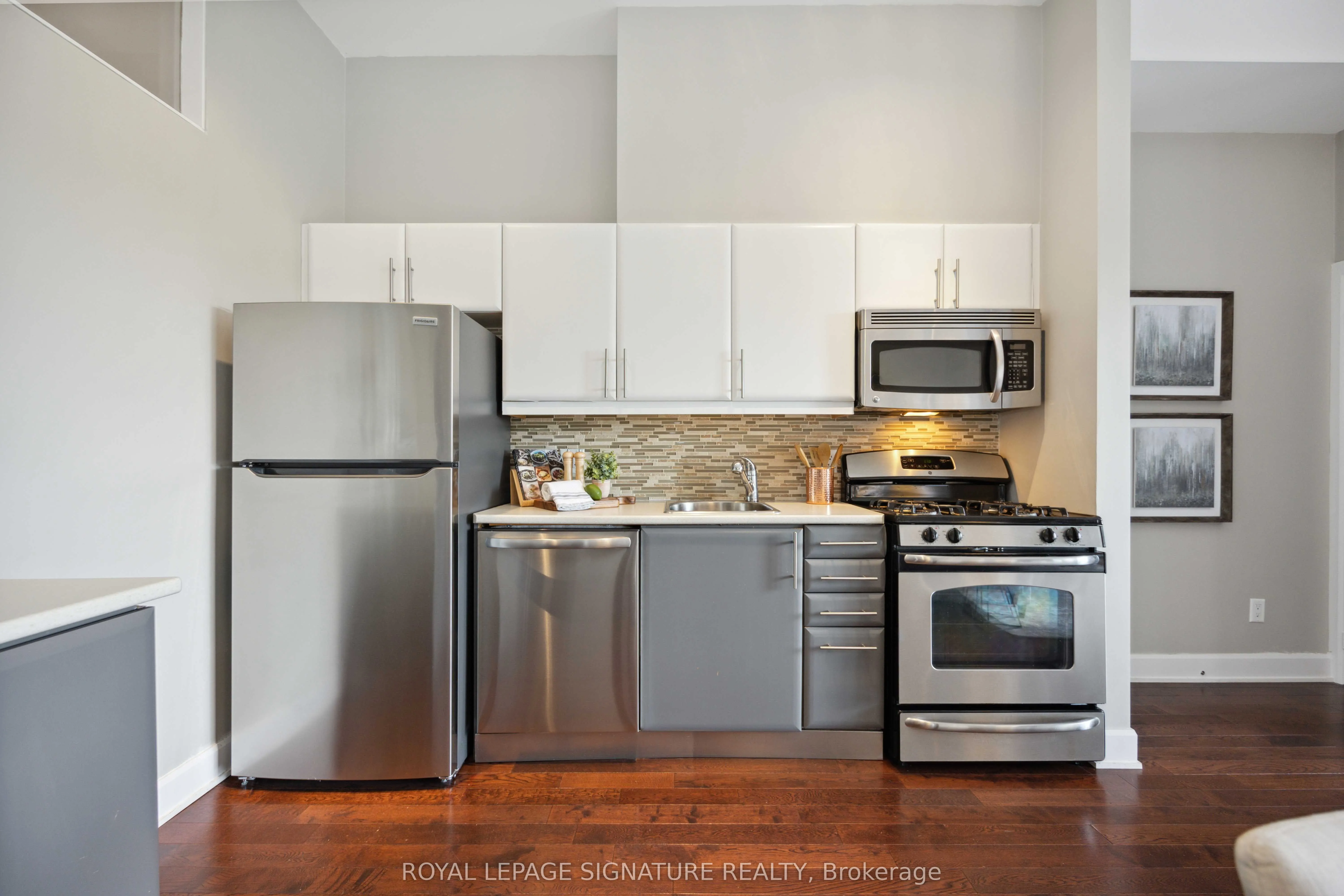 160 Fallingbrook Road, #205