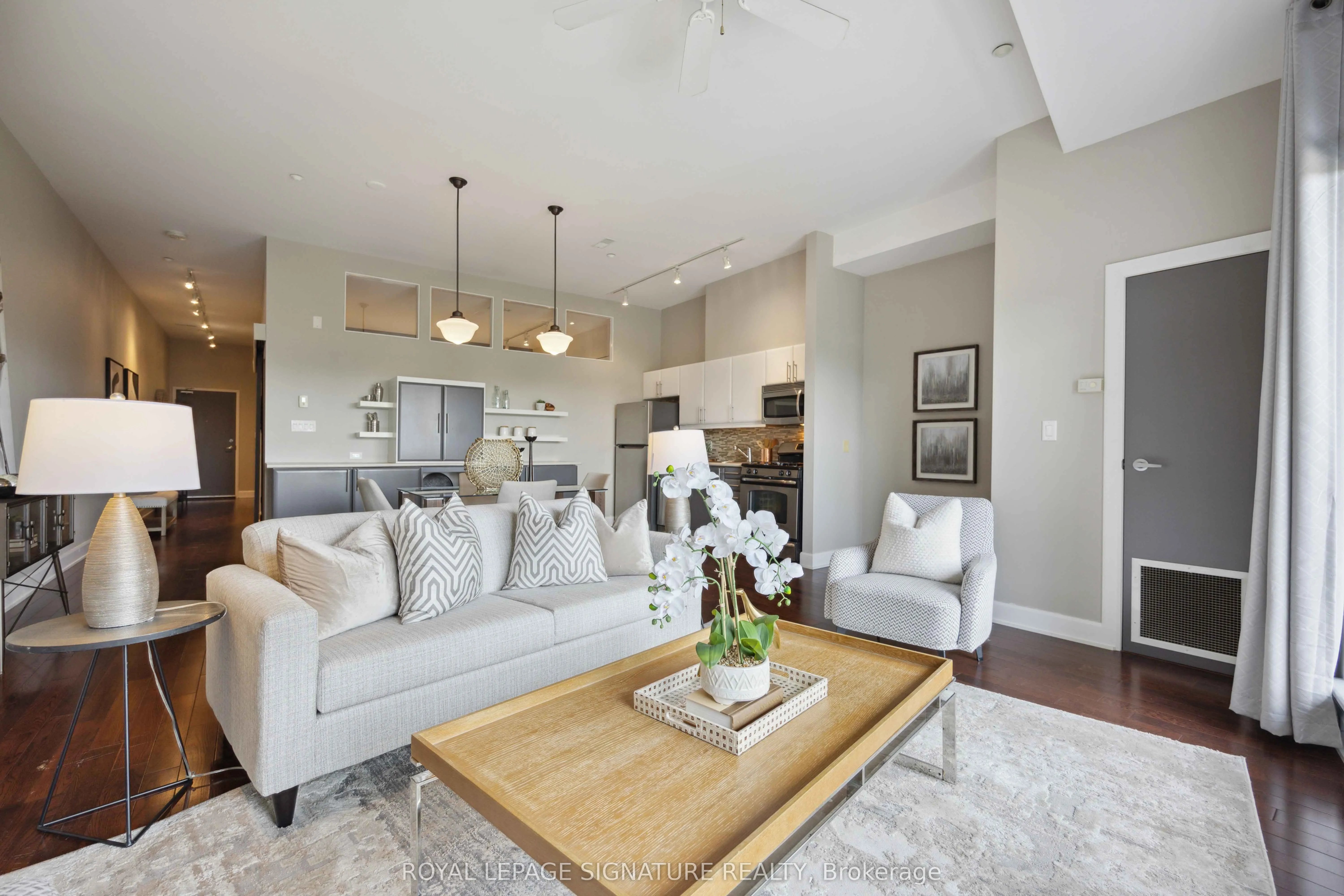 160 Fallingbrook Road, #205