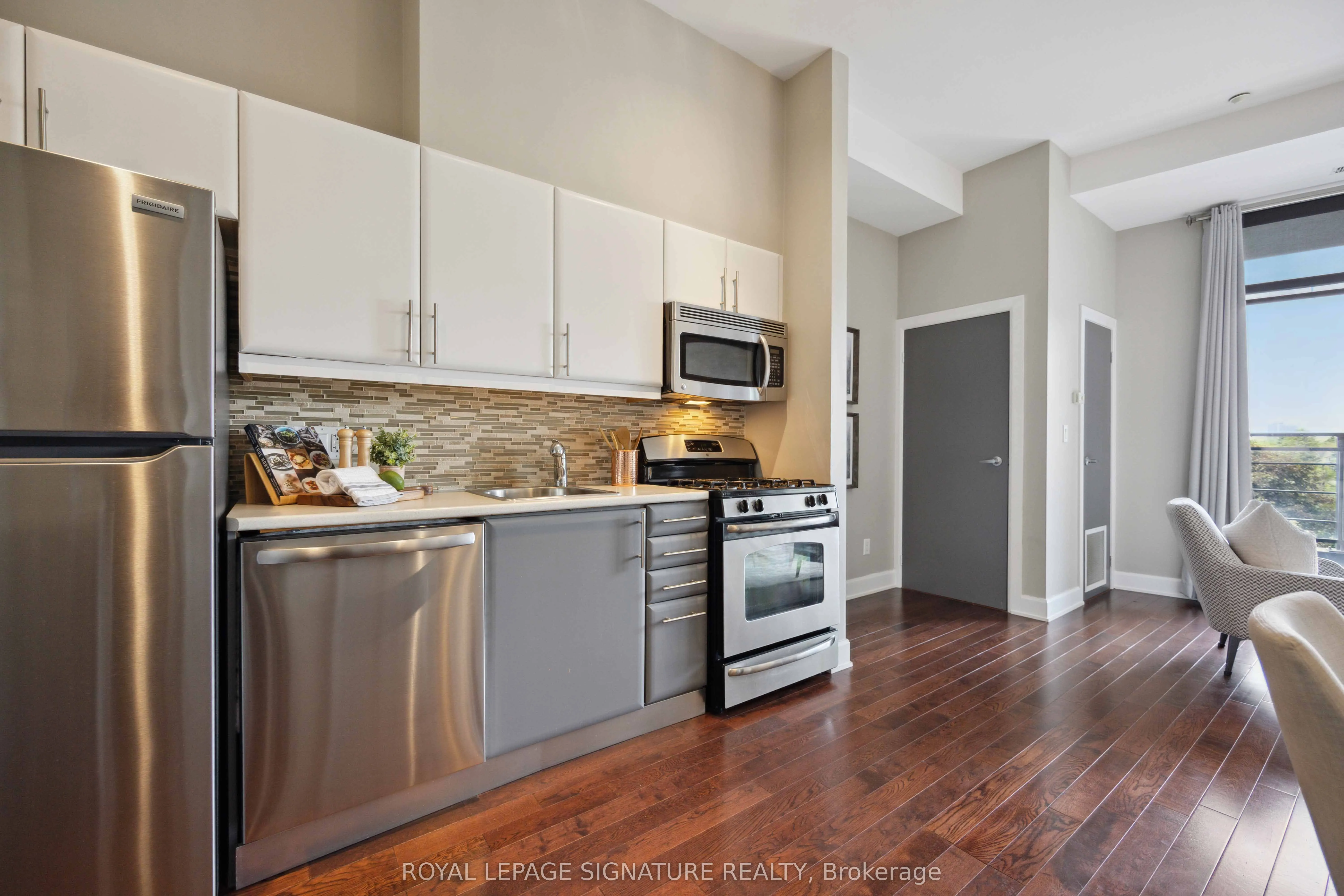 160 Fallingbrook Road, #205
