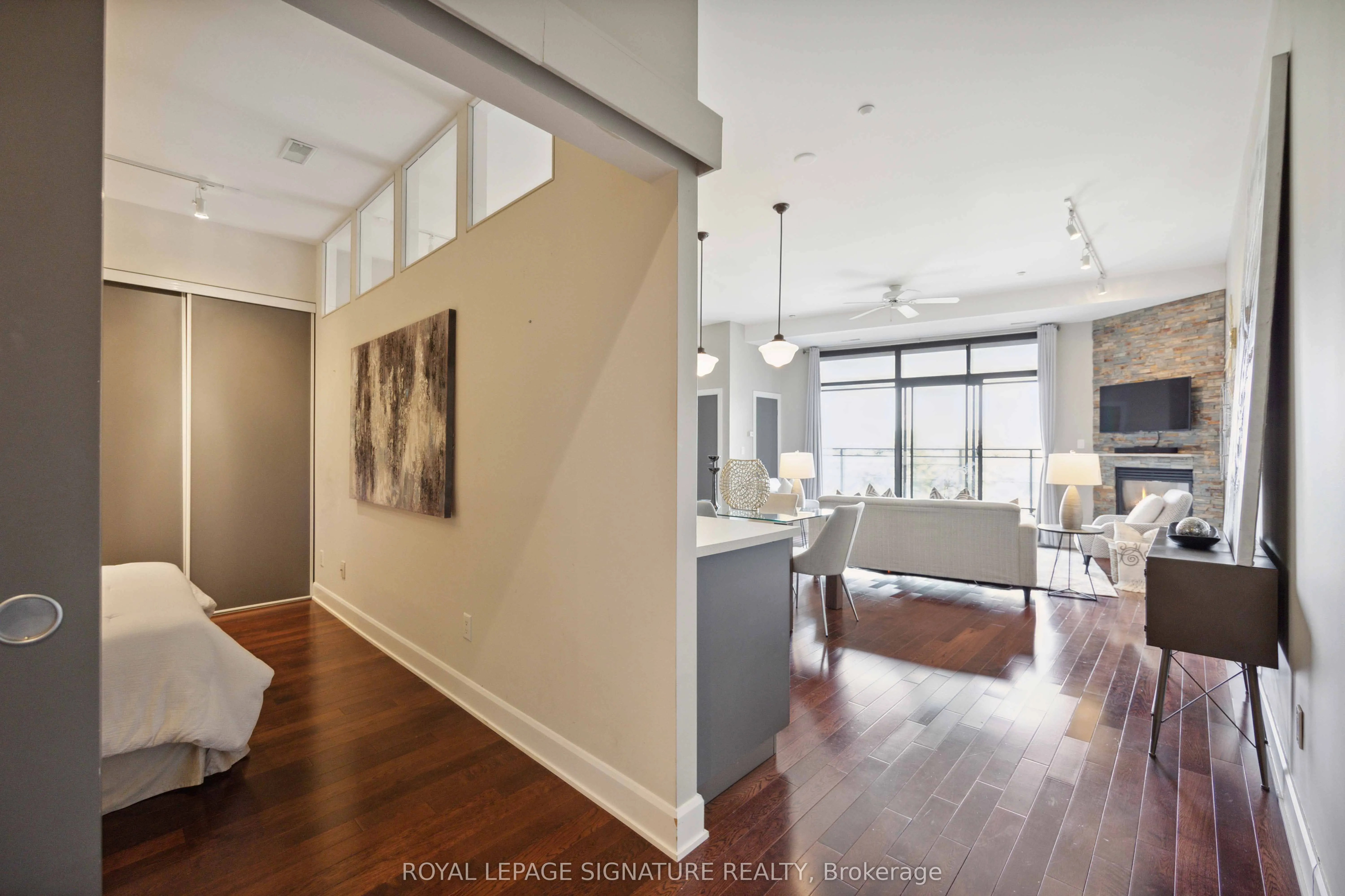 160 Fallingbrook Road, #205