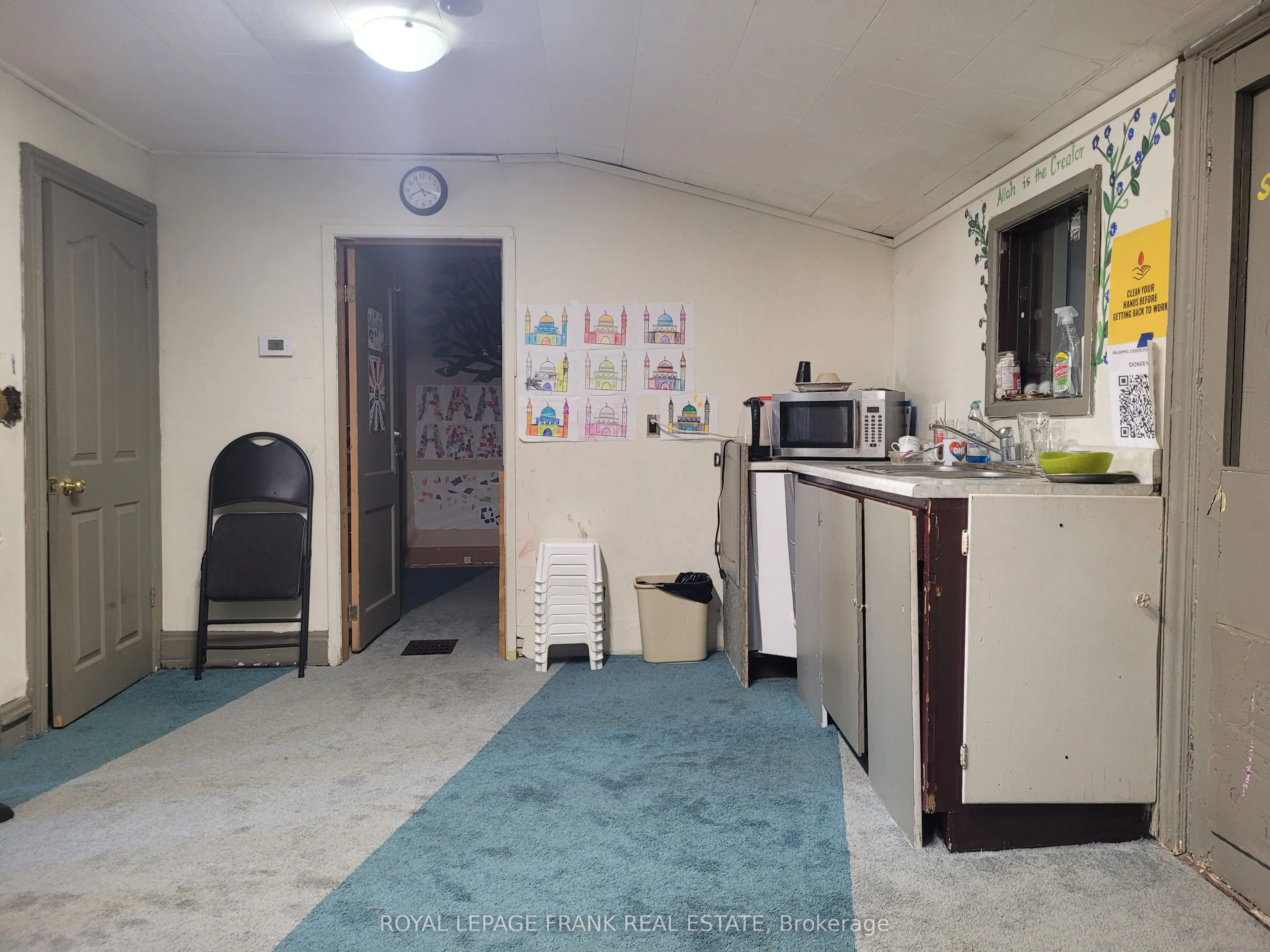 139-141 King Street E