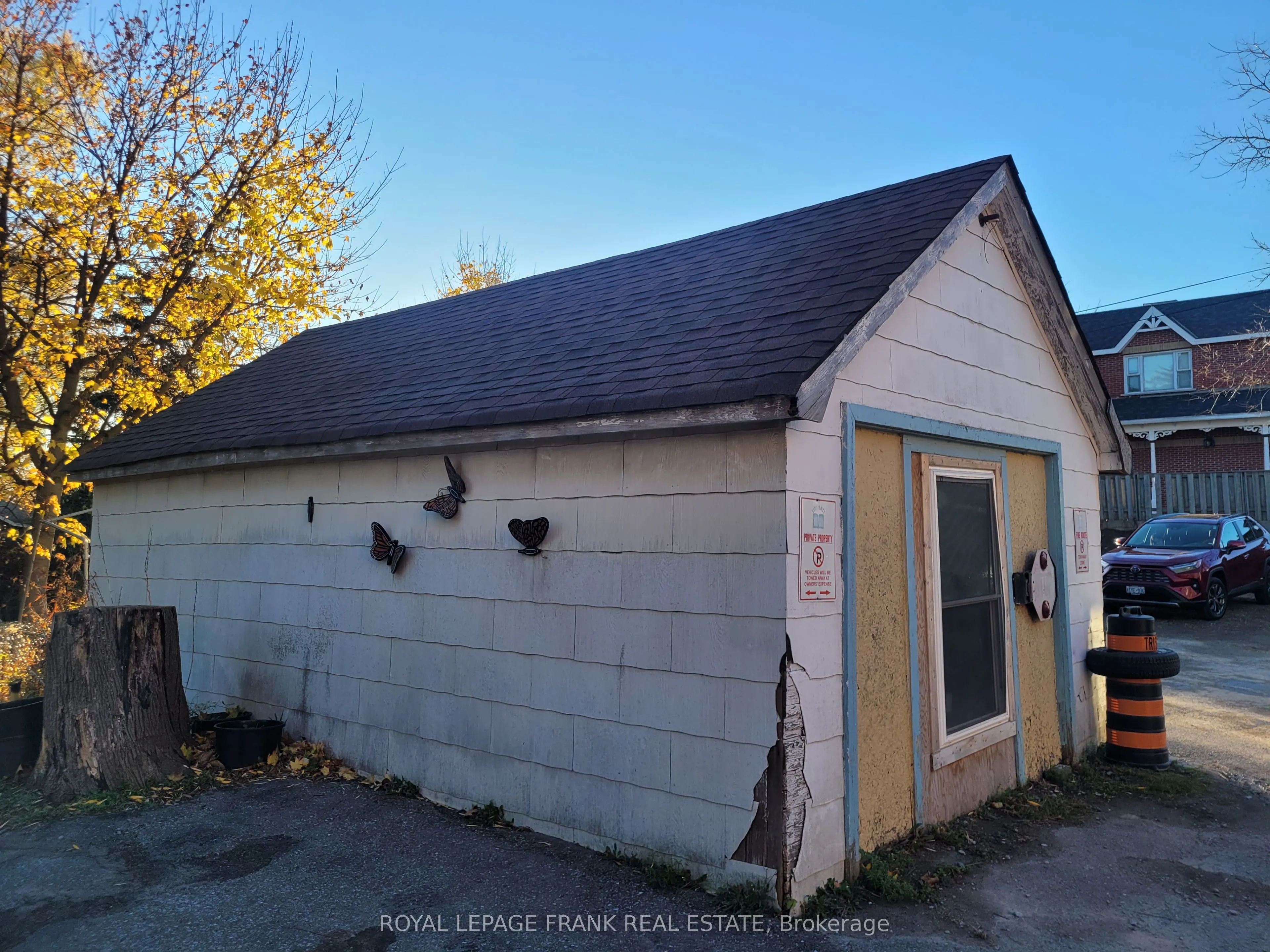 139-141 King Street E