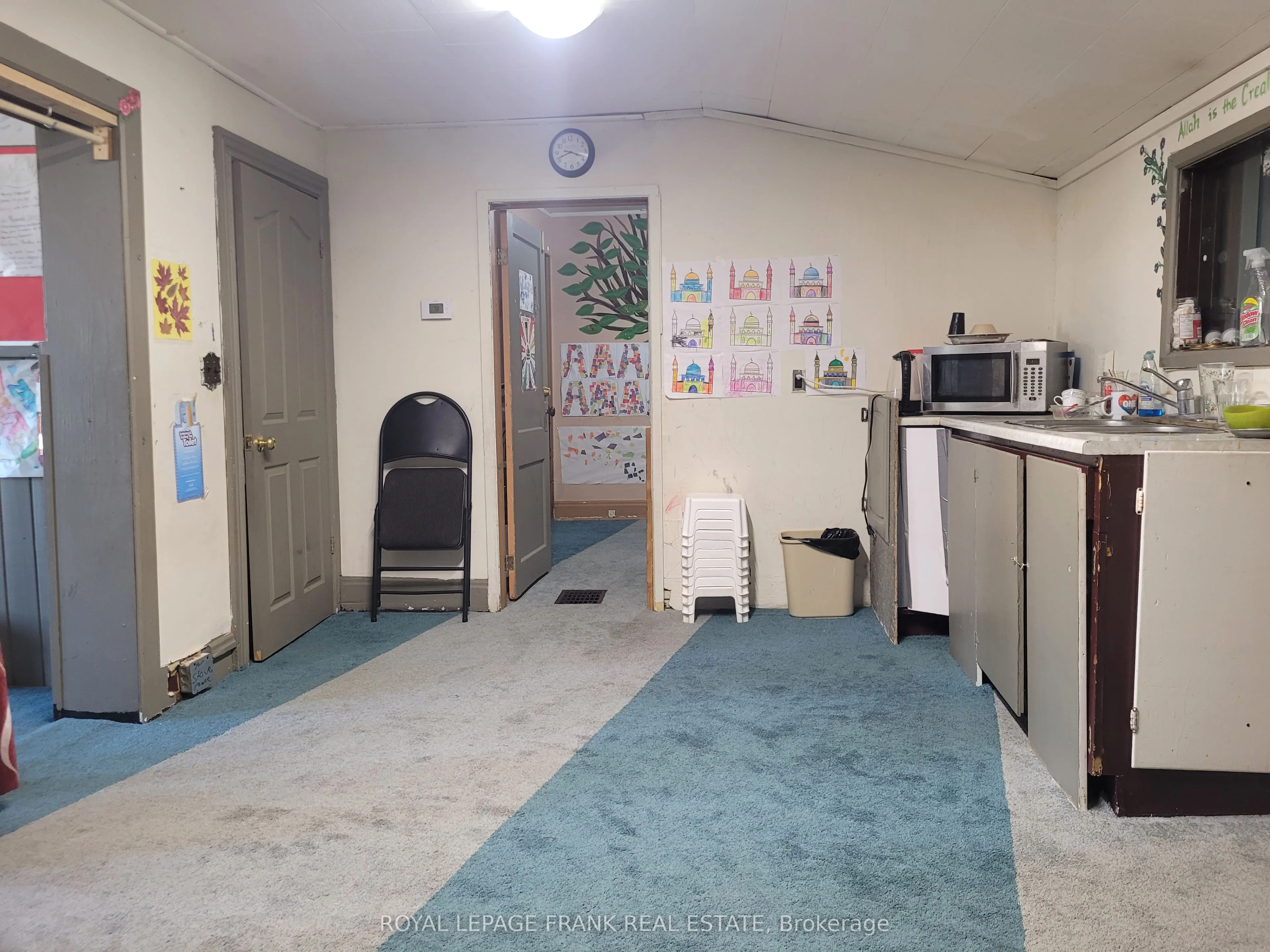 139-141 King Street E