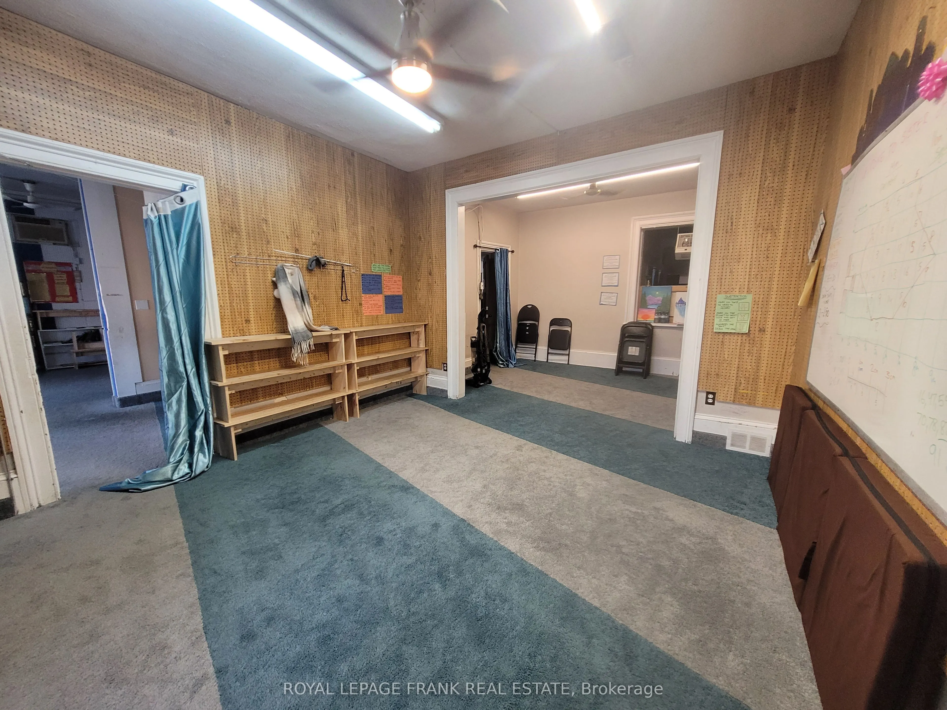 139-141 King Street E