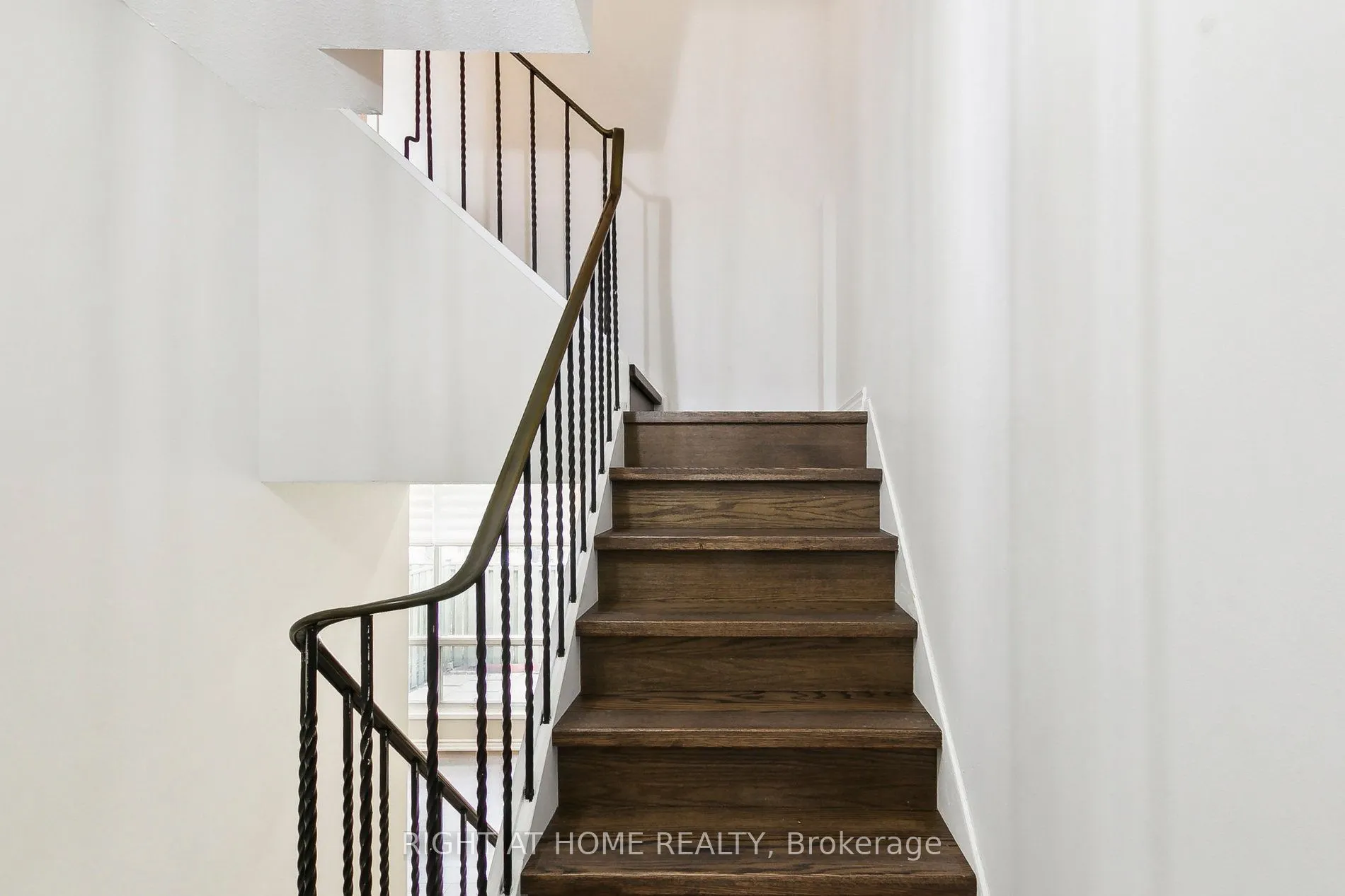 15 Huntingwood Drive, #29