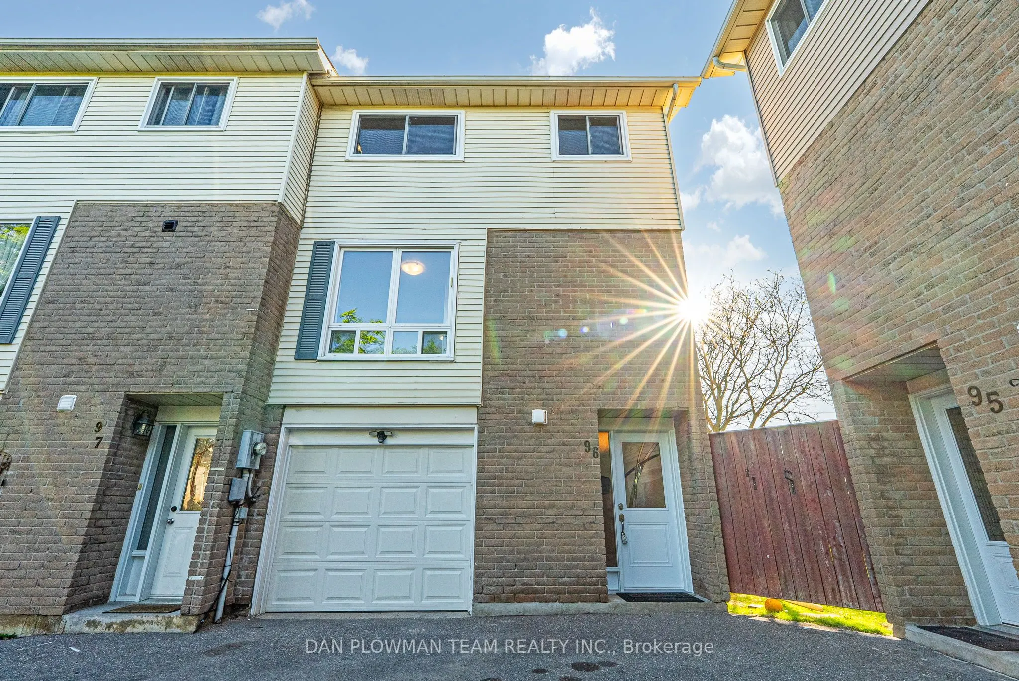 1133 Ritson Road N, #96