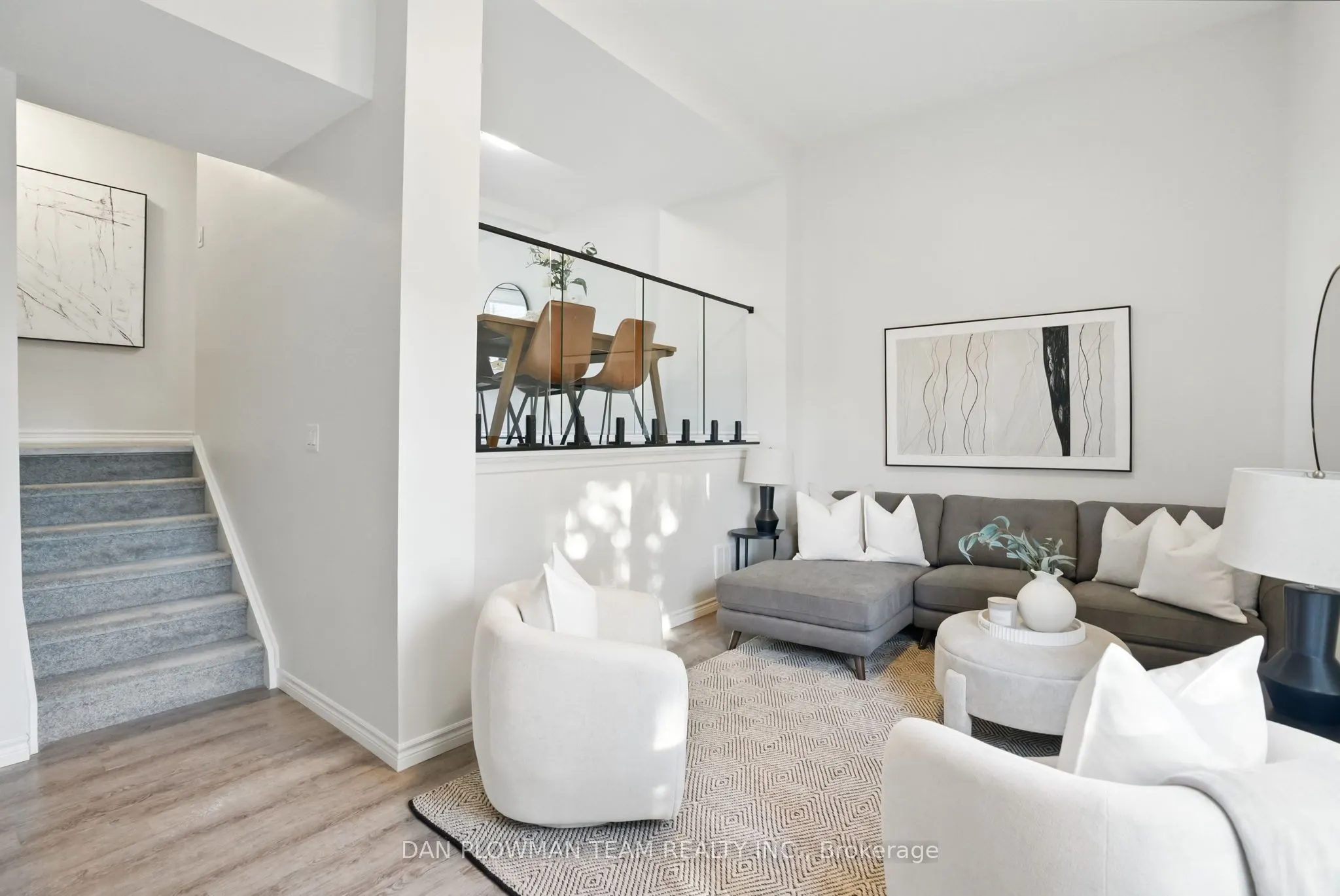 1133 Ritson Road N, #96