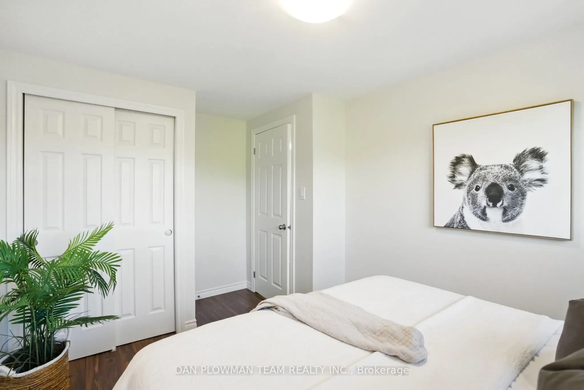 1133 Ritson Road N, #96