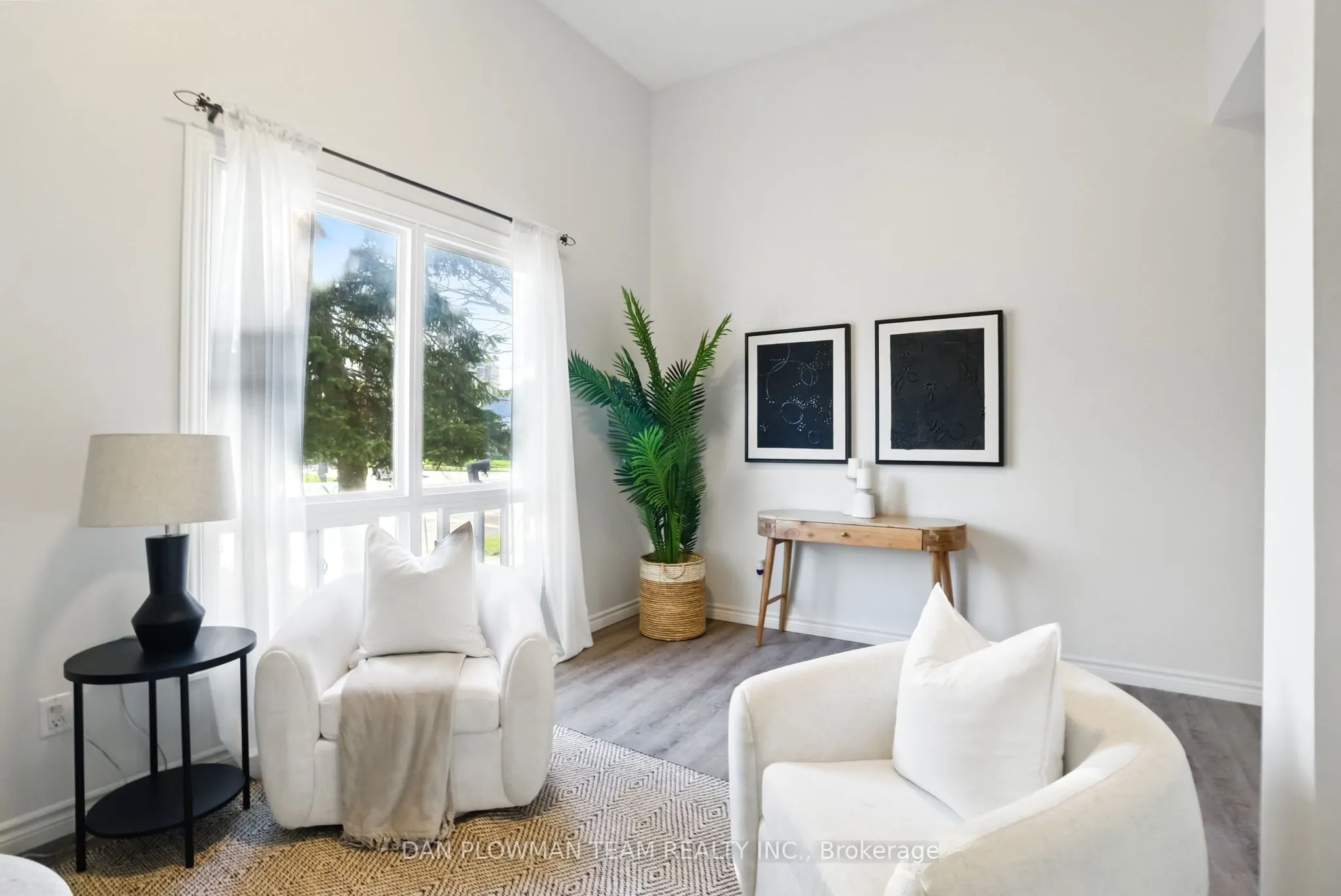 1133 Ritson Road N, #96