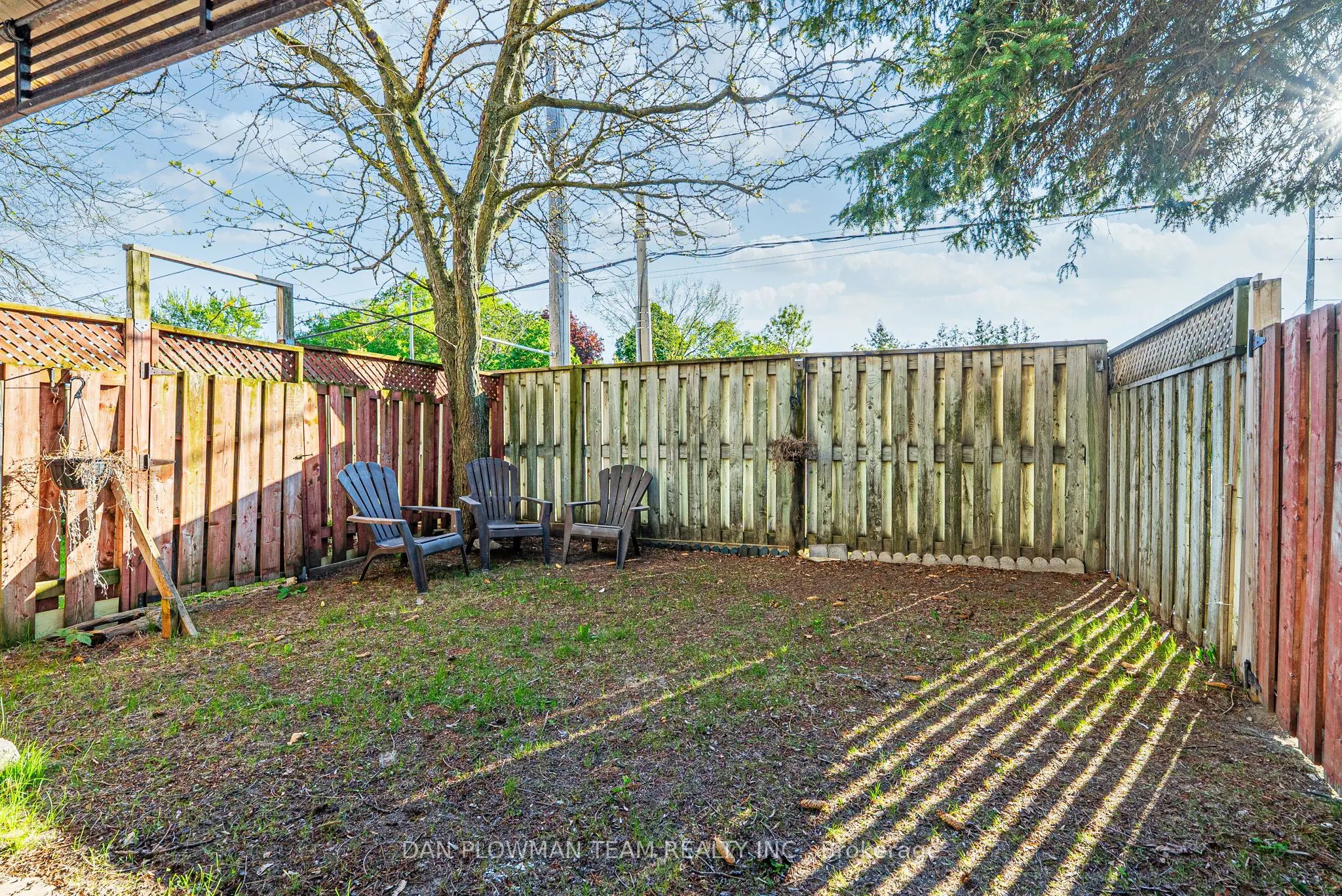 1133 Ritson Road N, #96