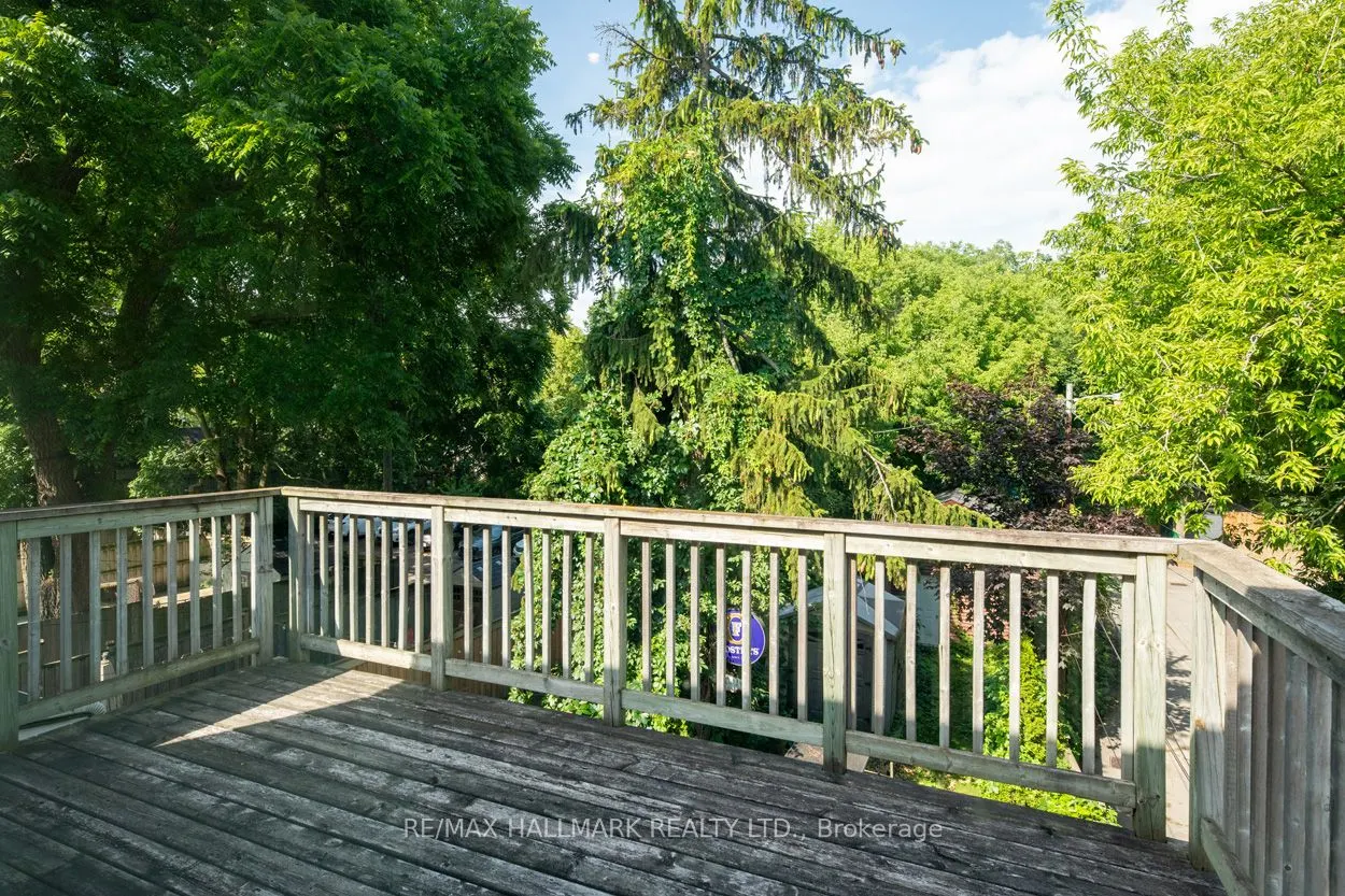30 Lawlor top Floor Avenue