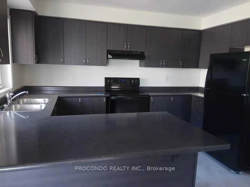 38 Bluegill Crescent