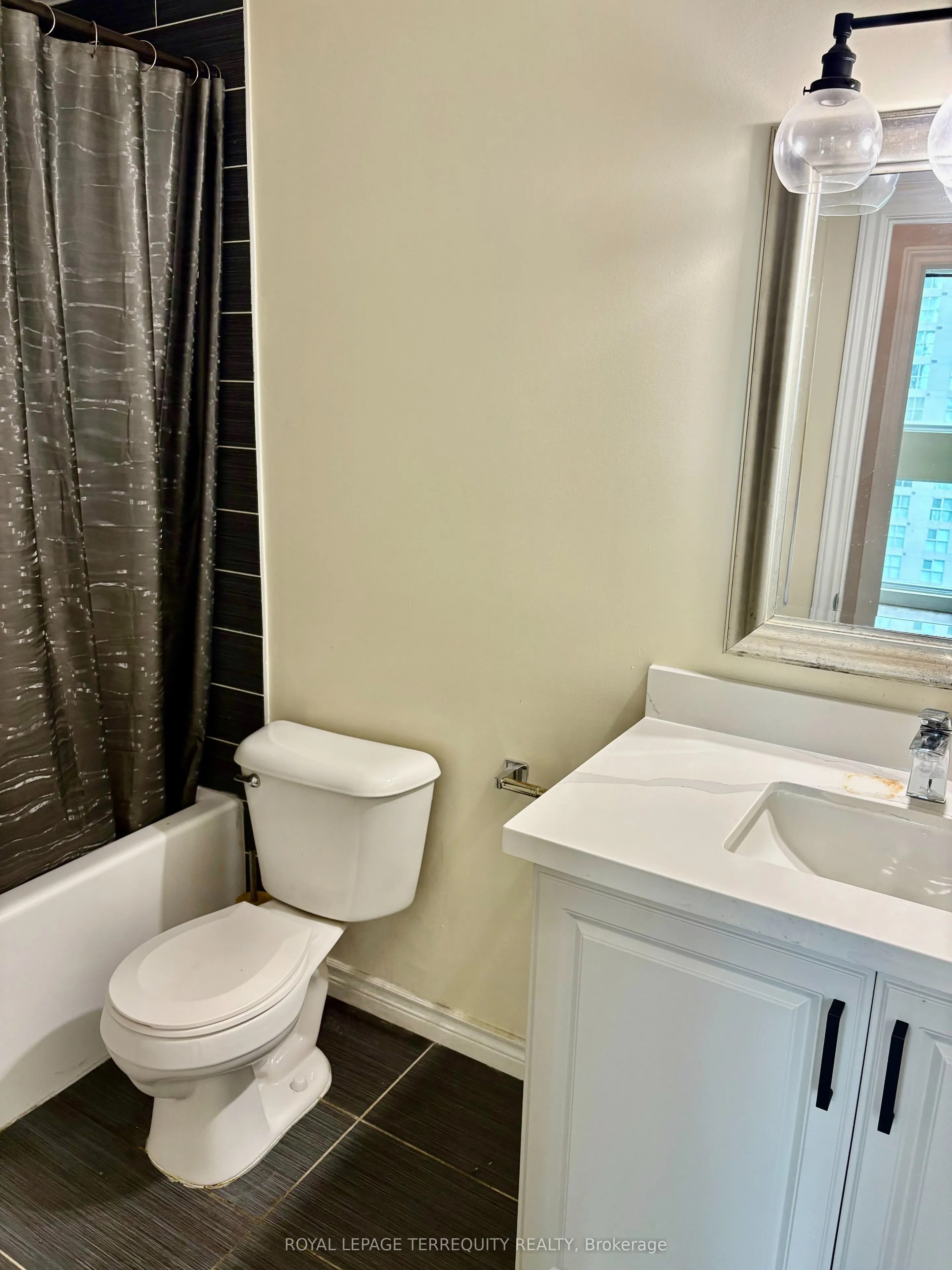1328 Birchmount Road, #1002