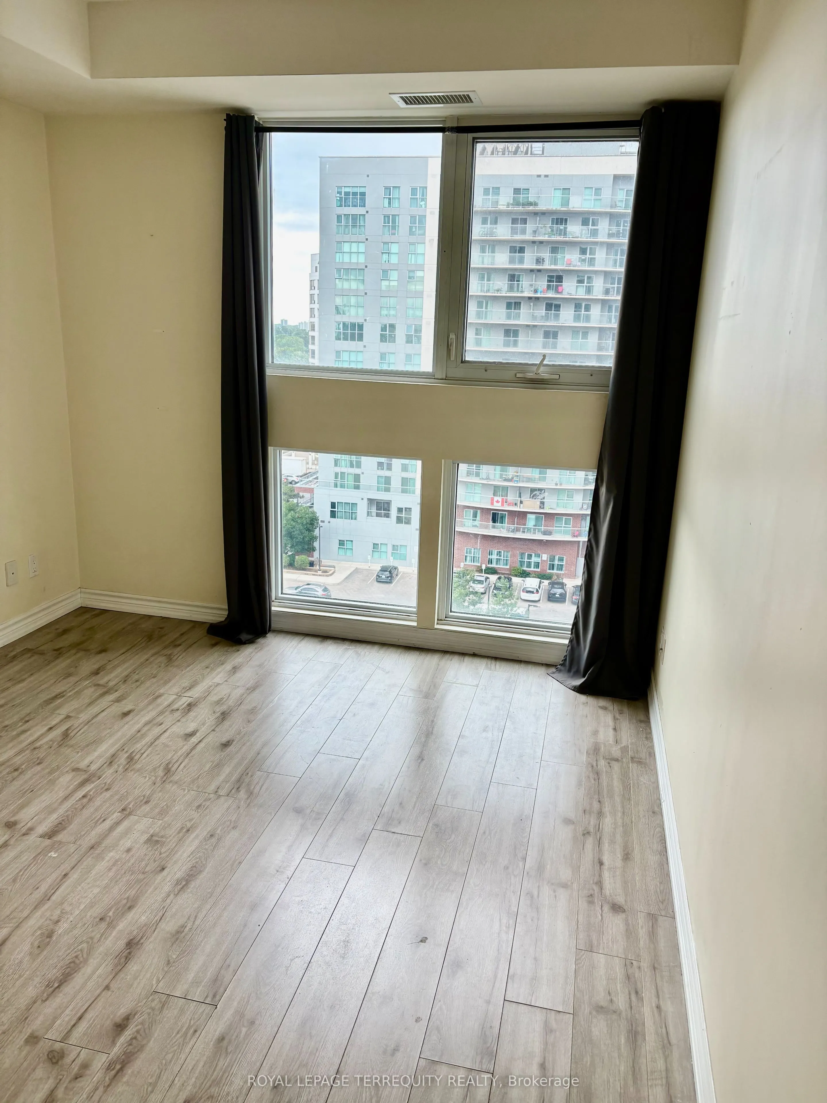 1328 Birchmount Road, #1002
