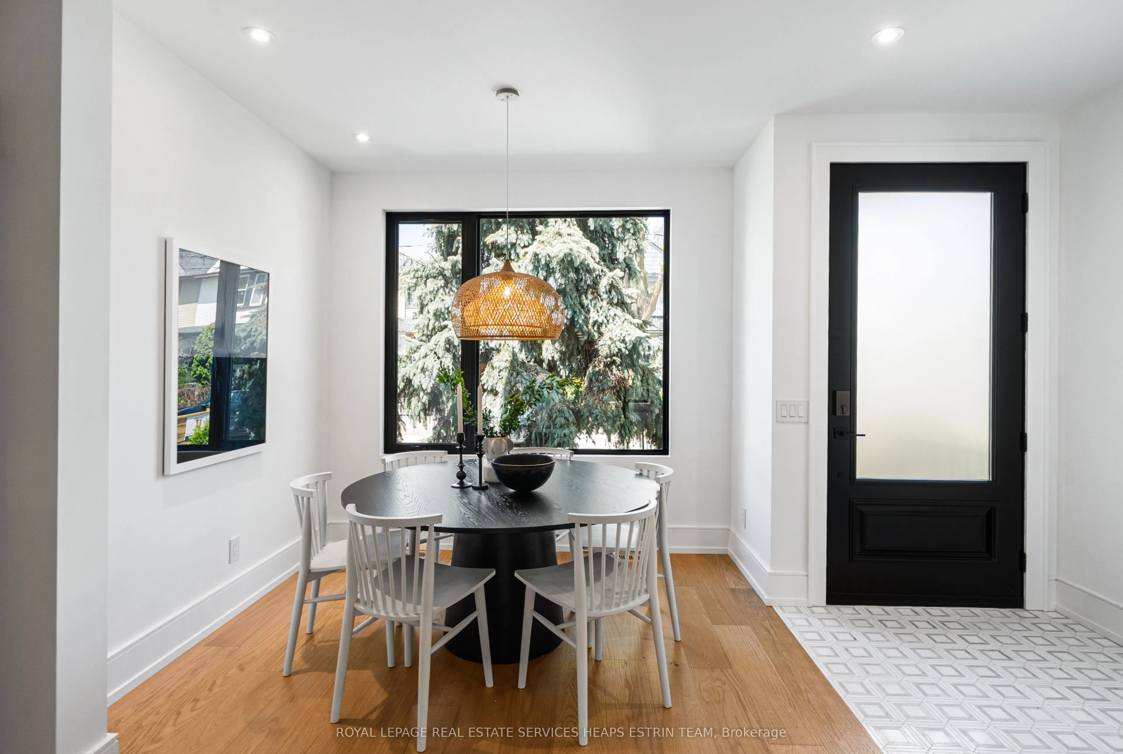 17 Myrtle Avenue