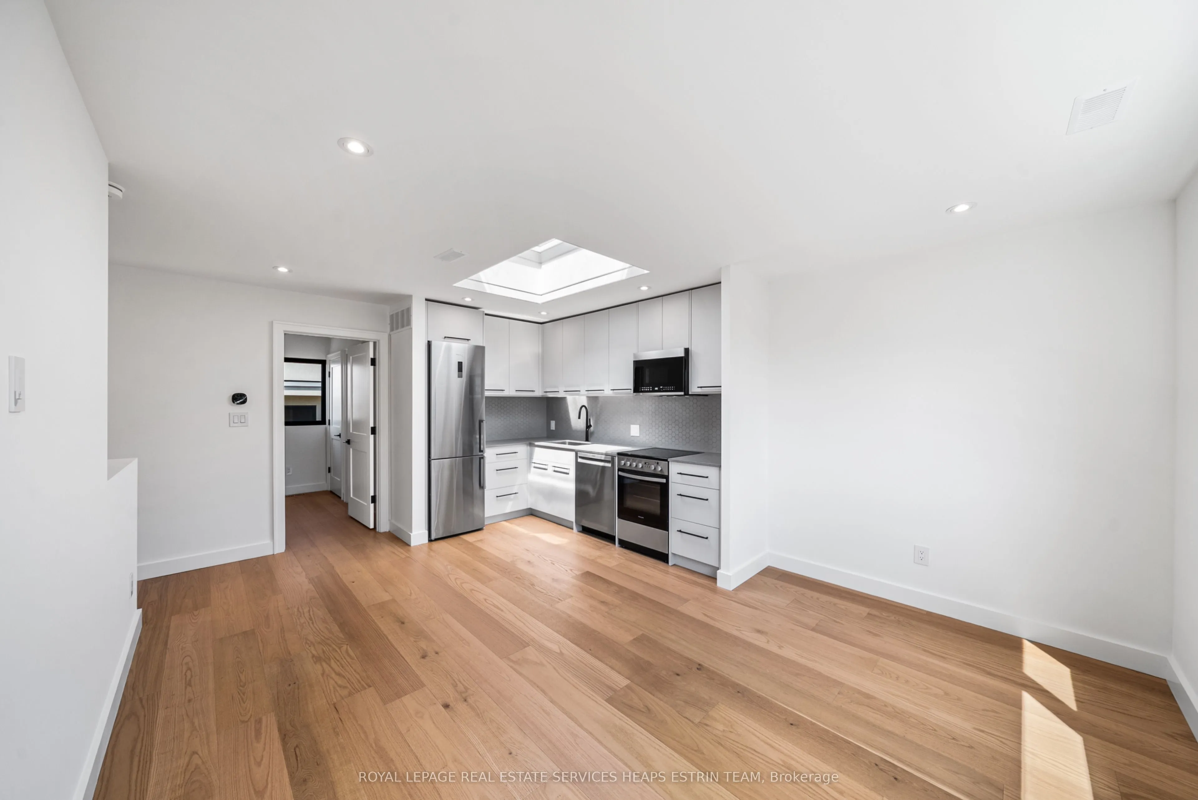 17 Myrtle Avenue