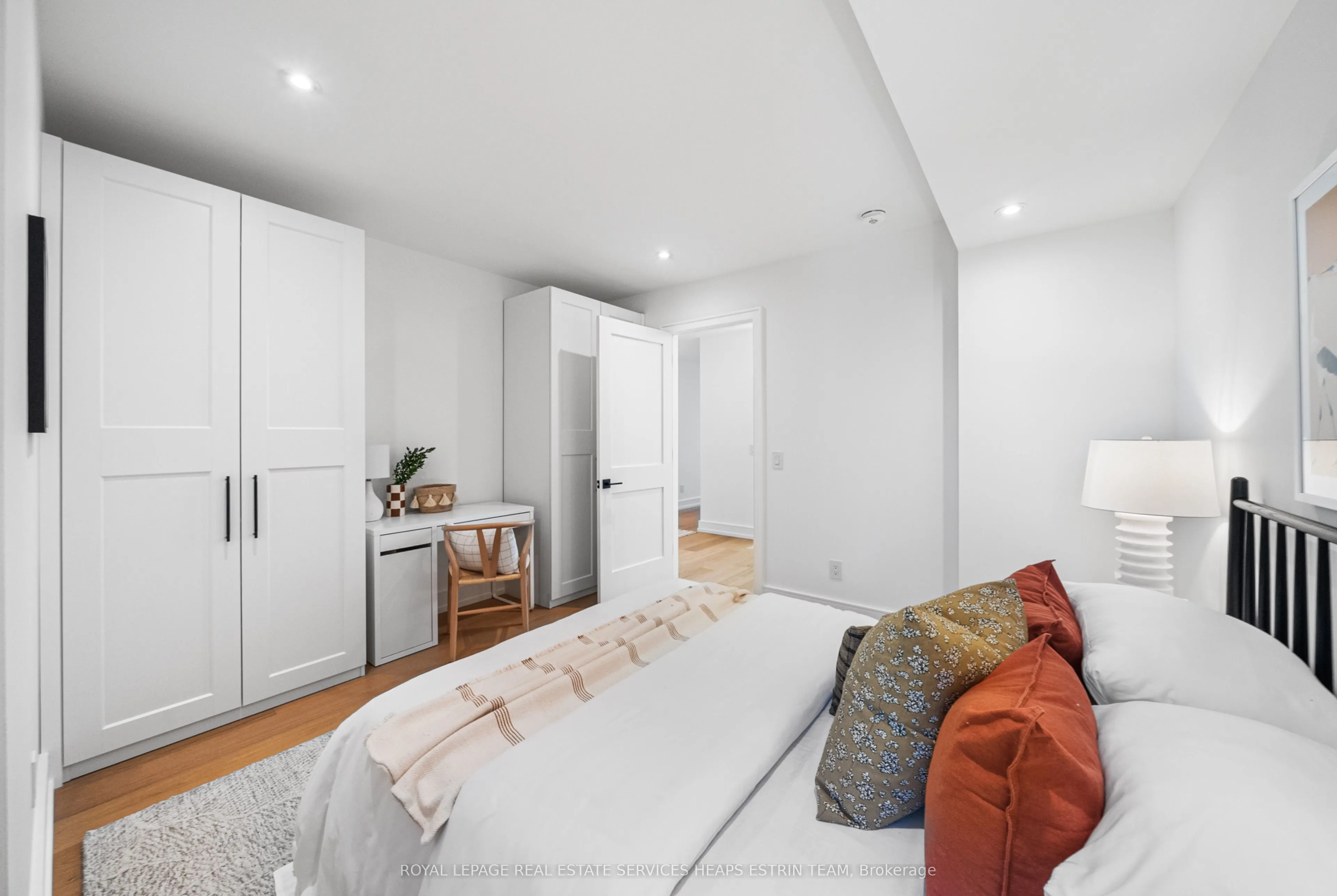 17 Myrtle Avenue