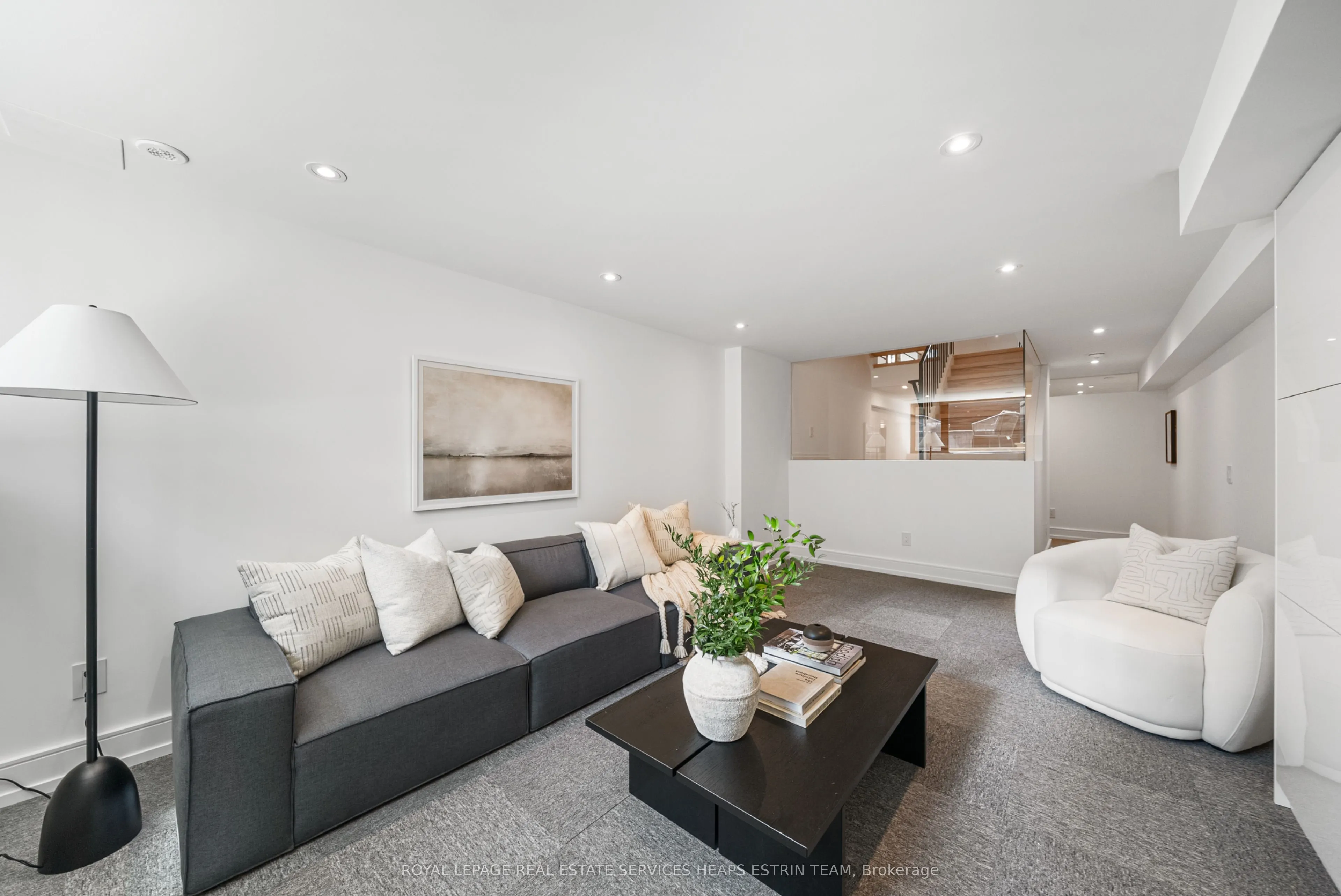 17 Myrtle Avenue