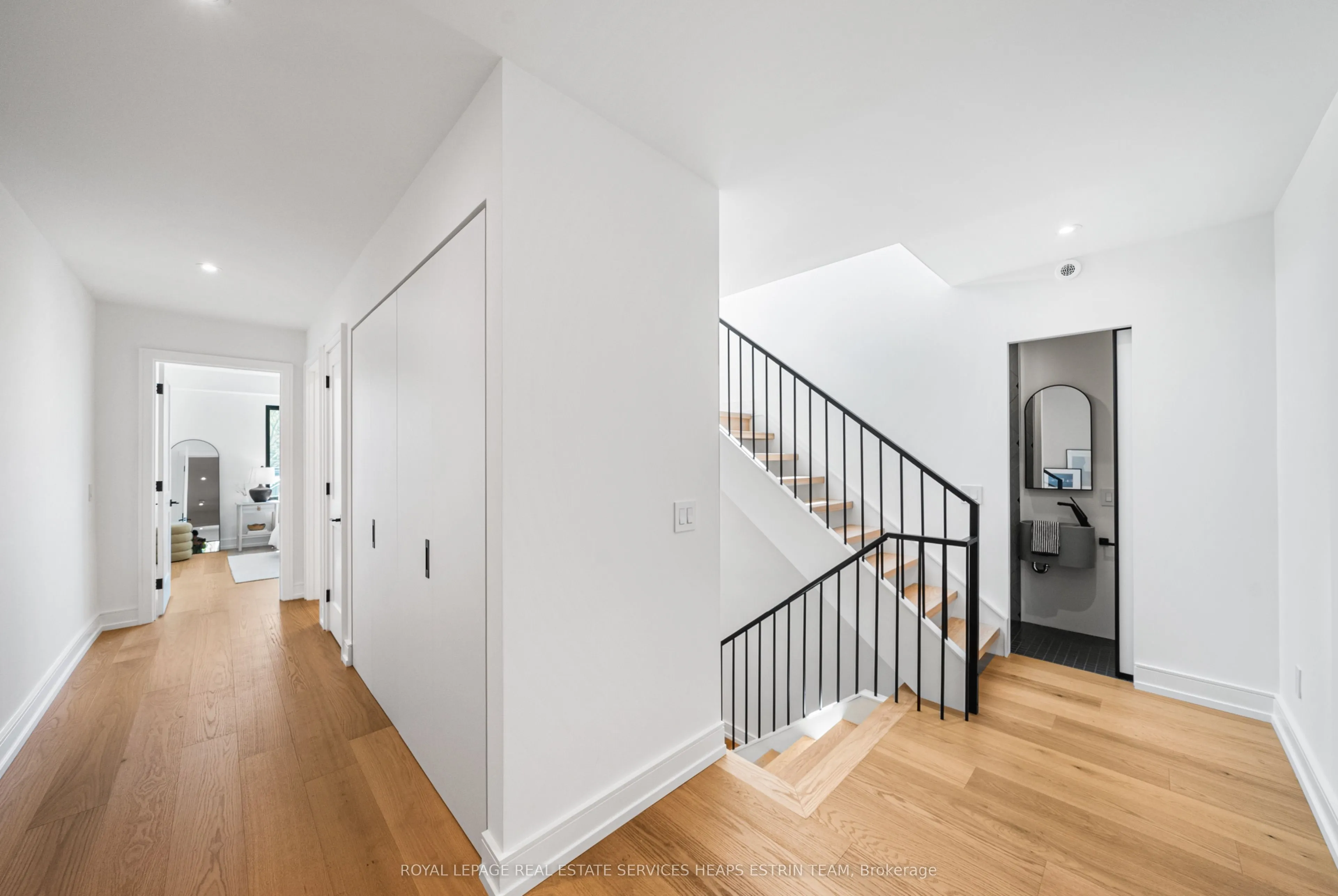 17 Myrtle Avenue