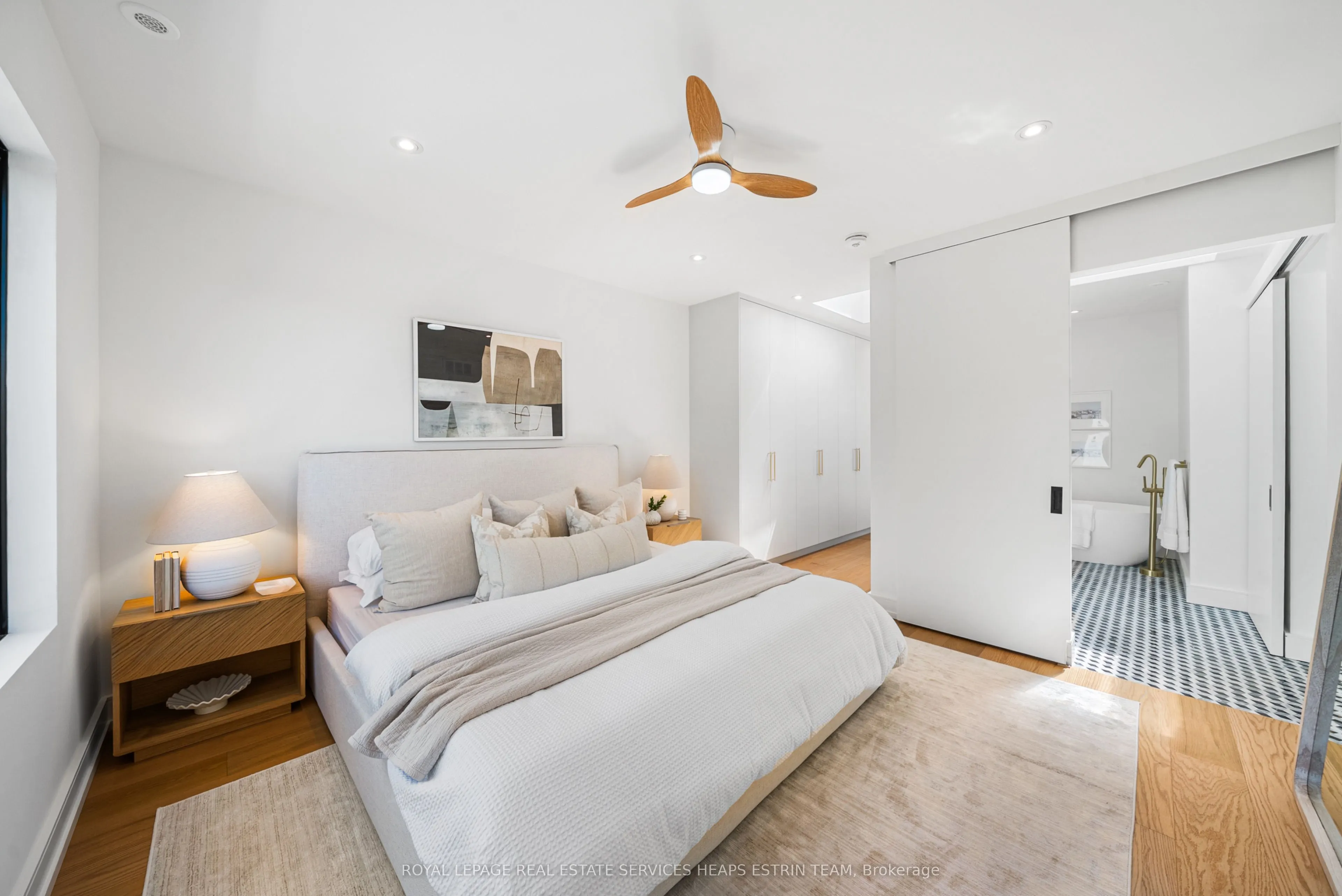 17 Myrtle Avenue