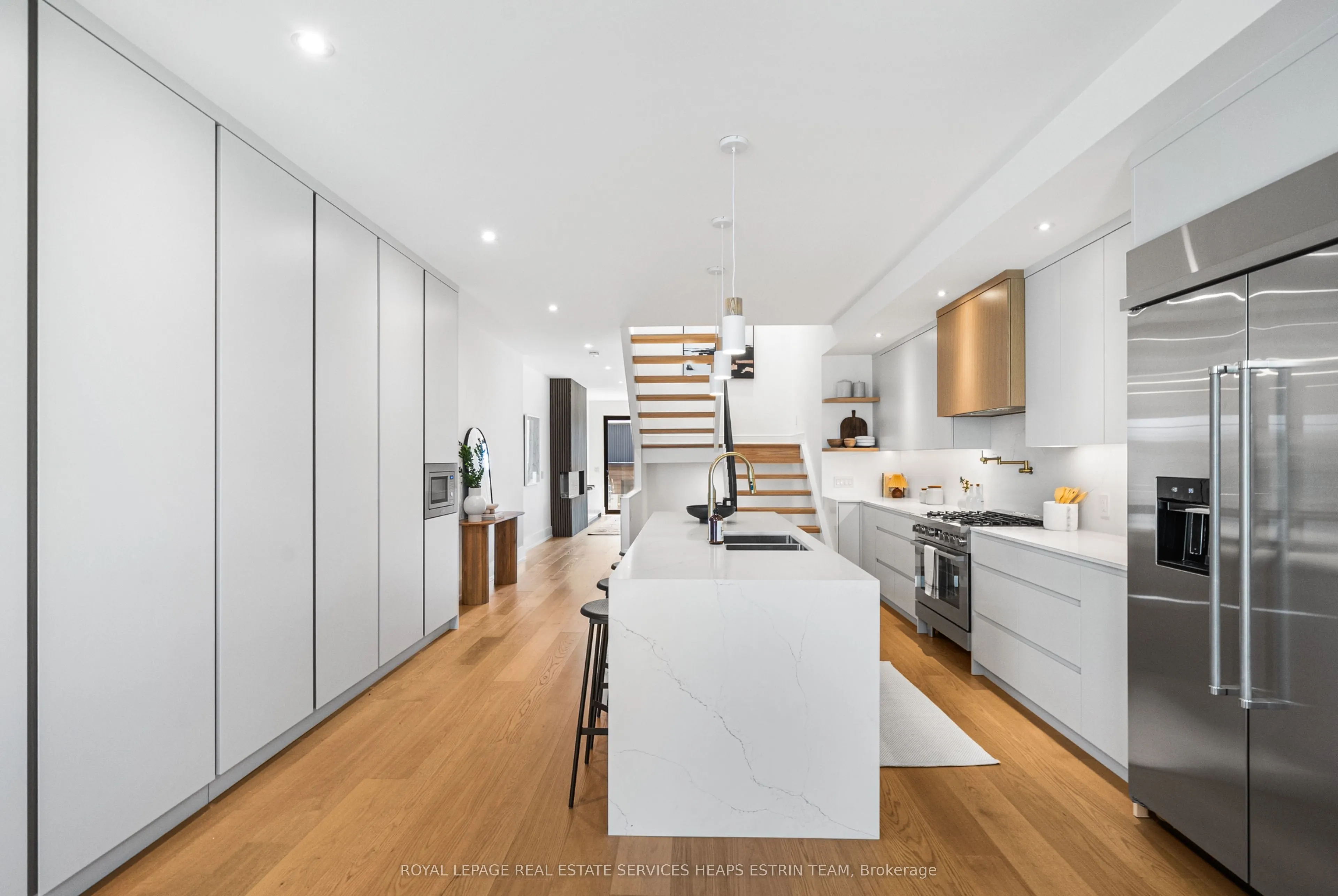 17 Myrtle Avenue