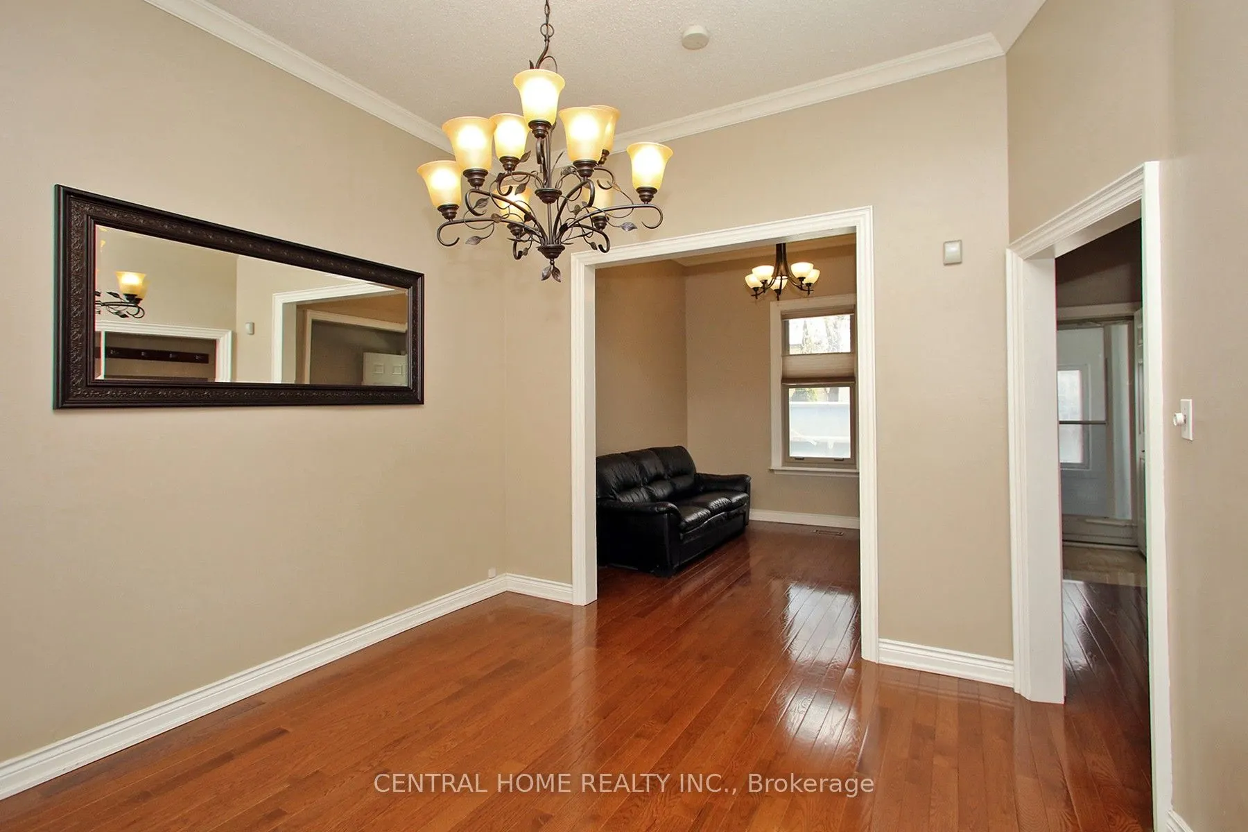 106 Carlaw Avenue