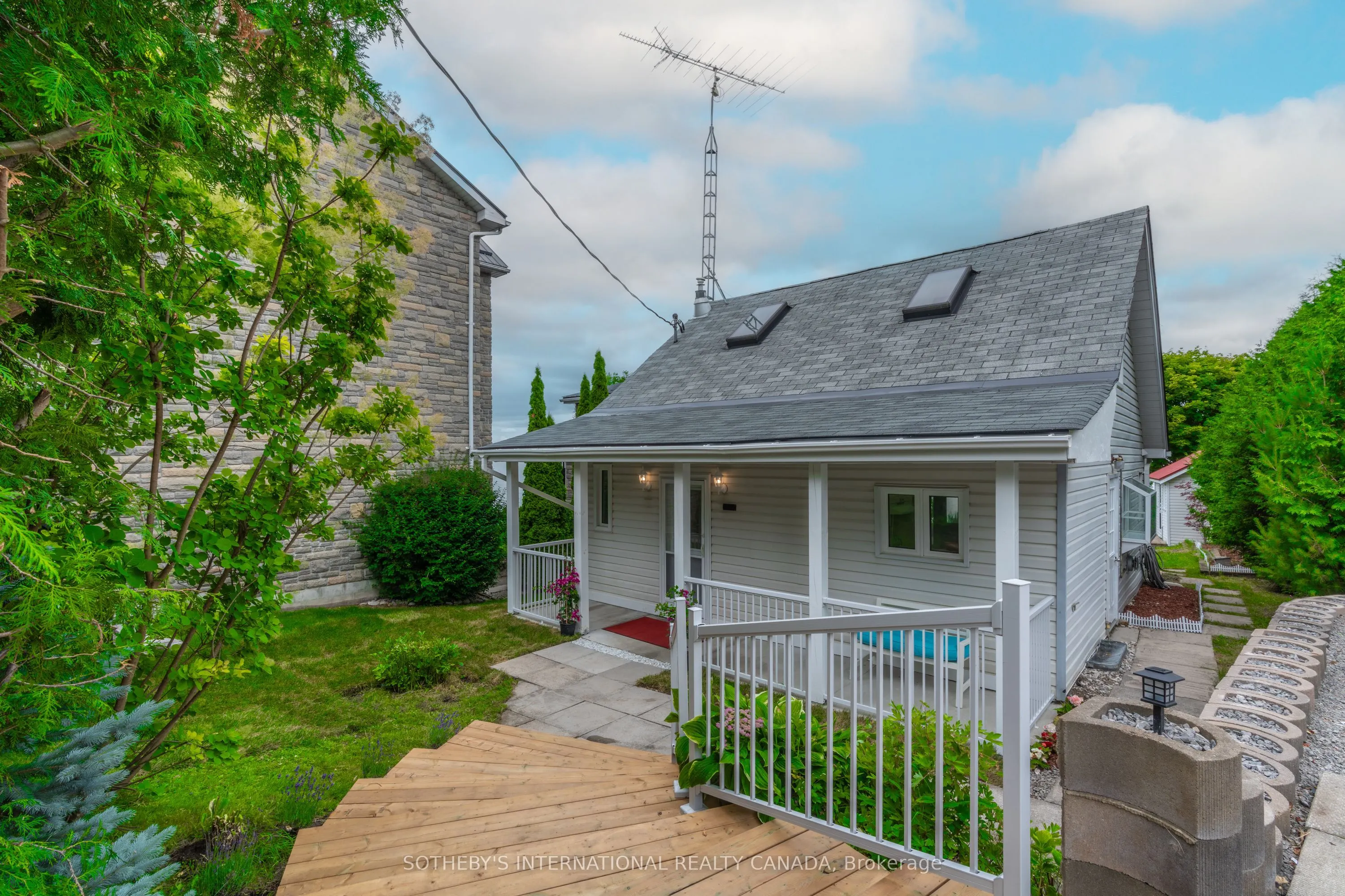 148 Coleman Crescent