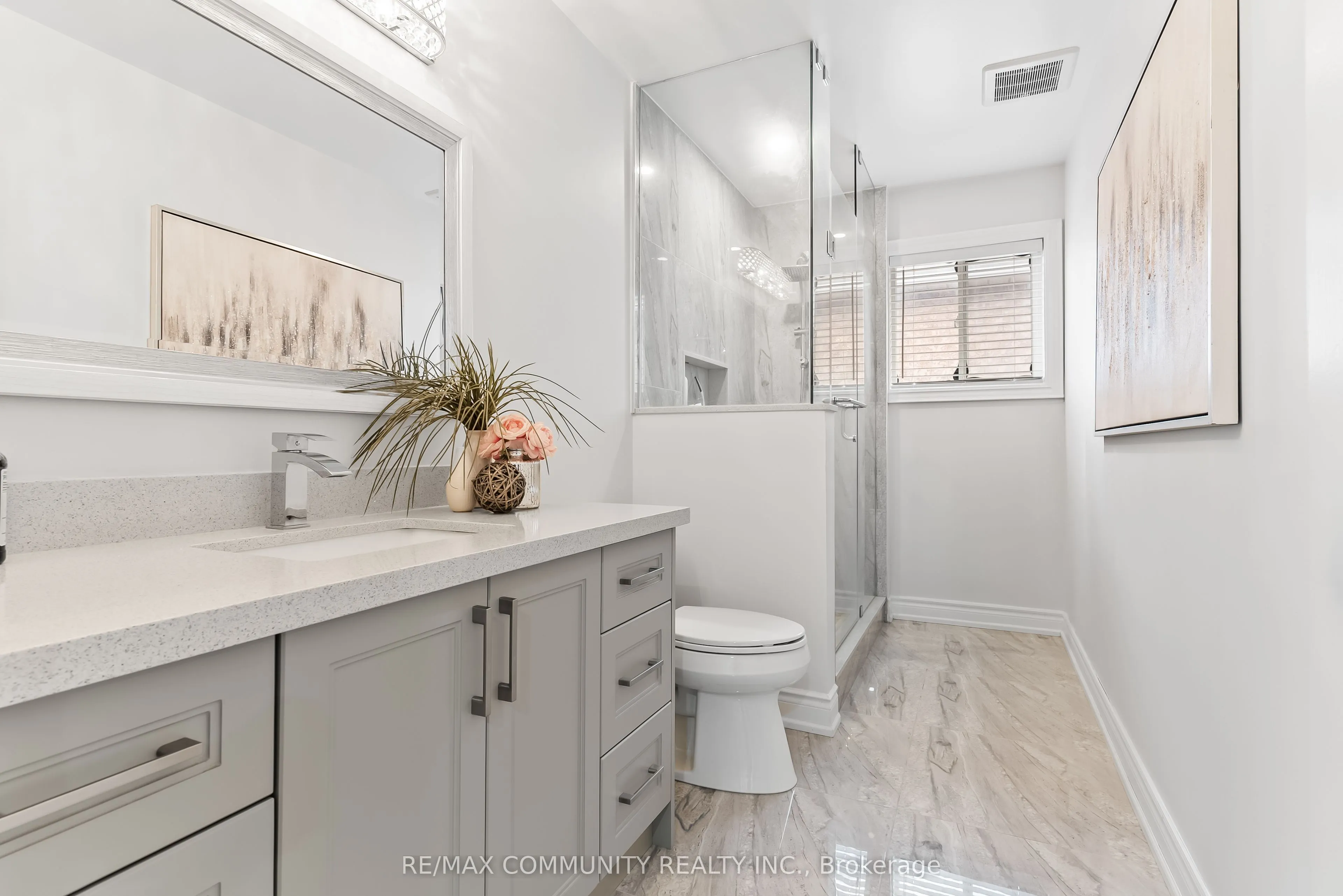 27 Mac Carl Crescent
