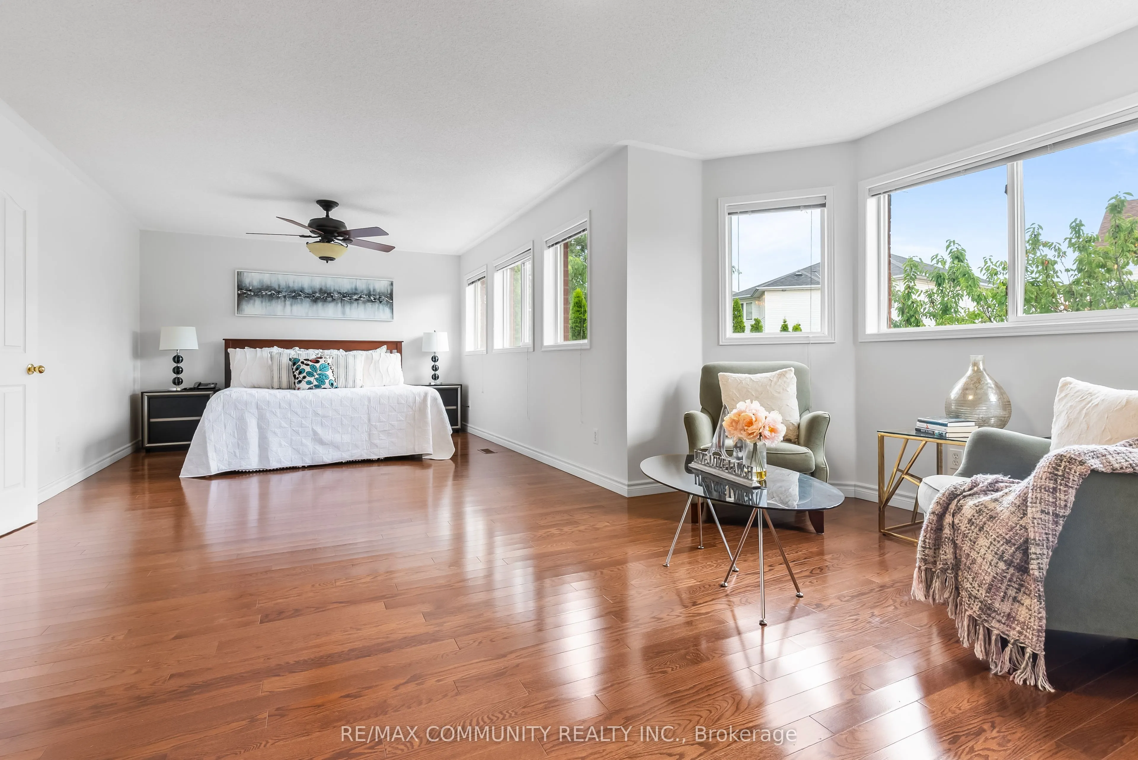 27 Mac Carl Crescent