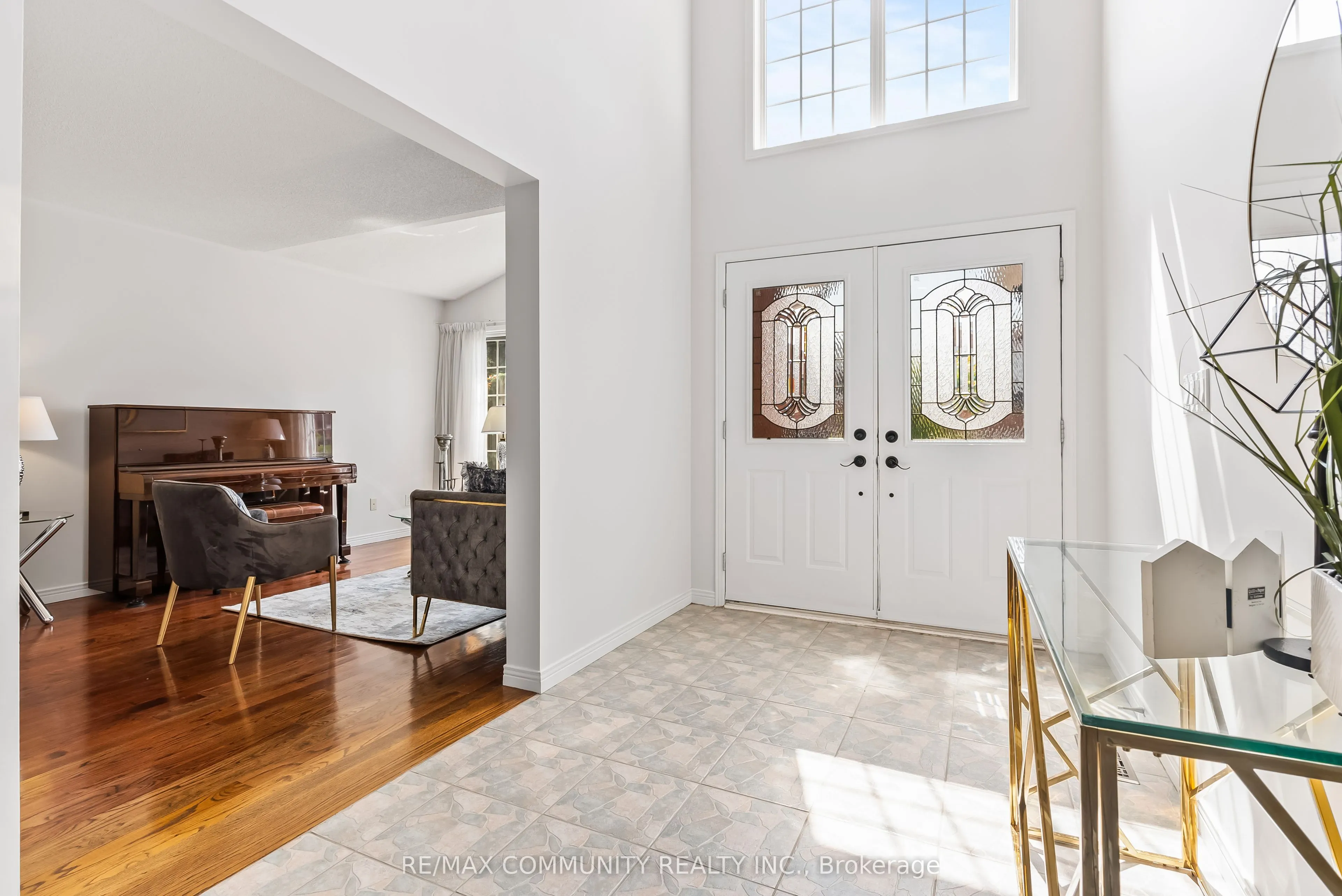 27 Mac Carl Crescent
