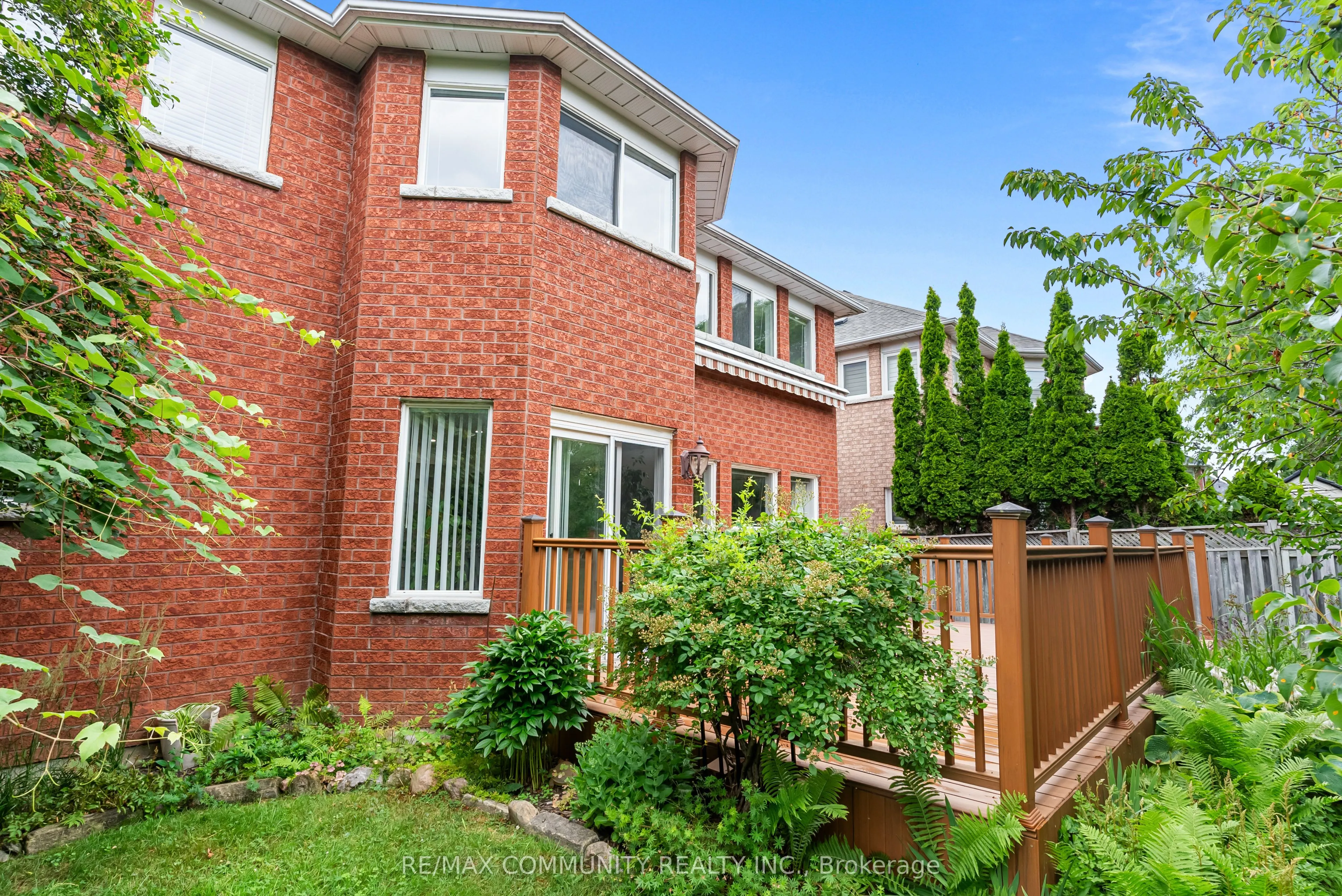 27 Mac Carl Crescent