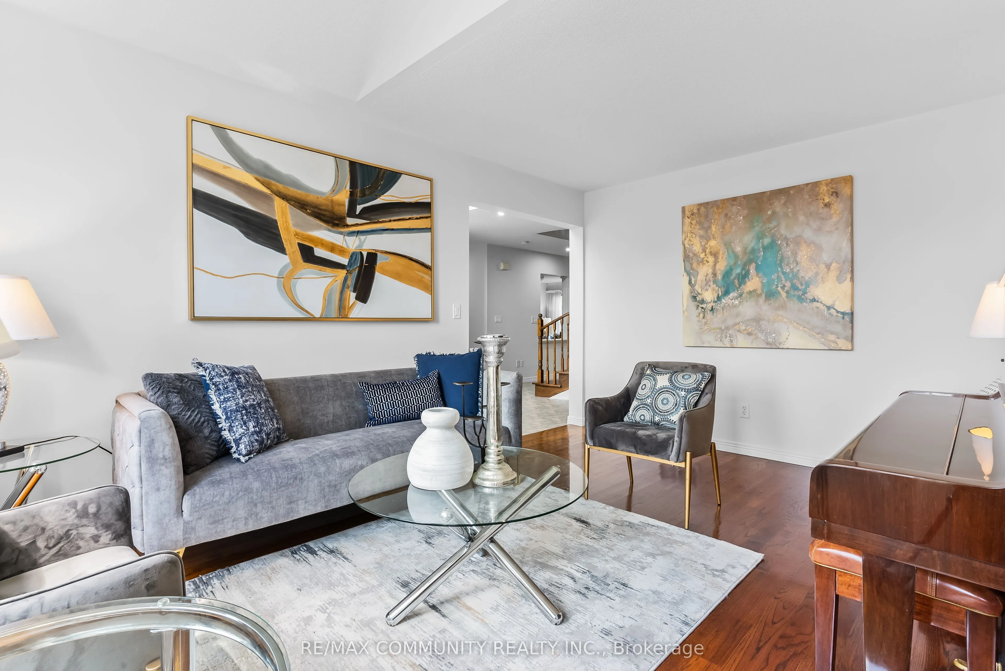 27 Mac Carl Crescent